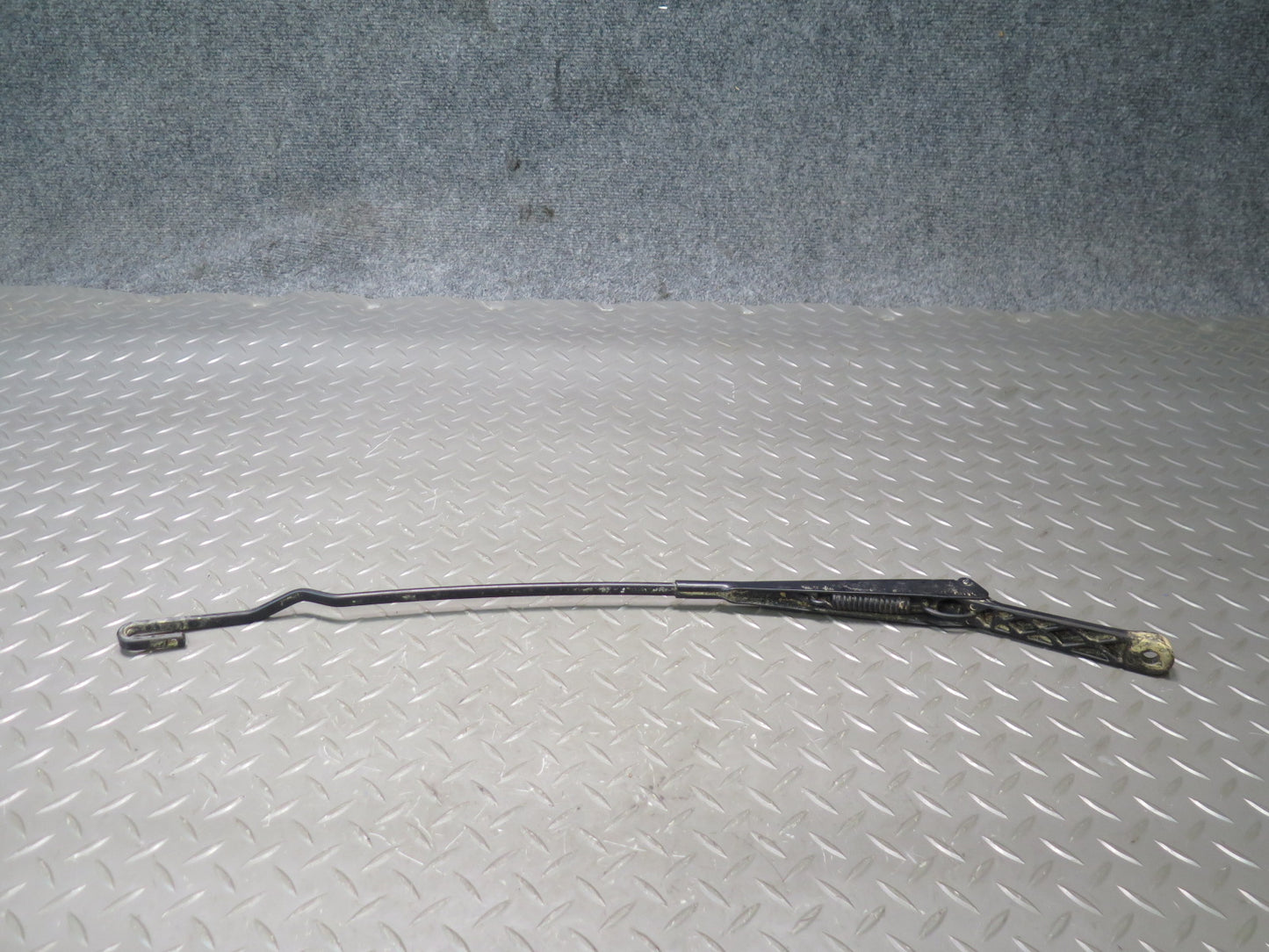 99-03 VW Eurovan T4 Set of 2 Front Windshield Left & Right Wiper Arm OEM