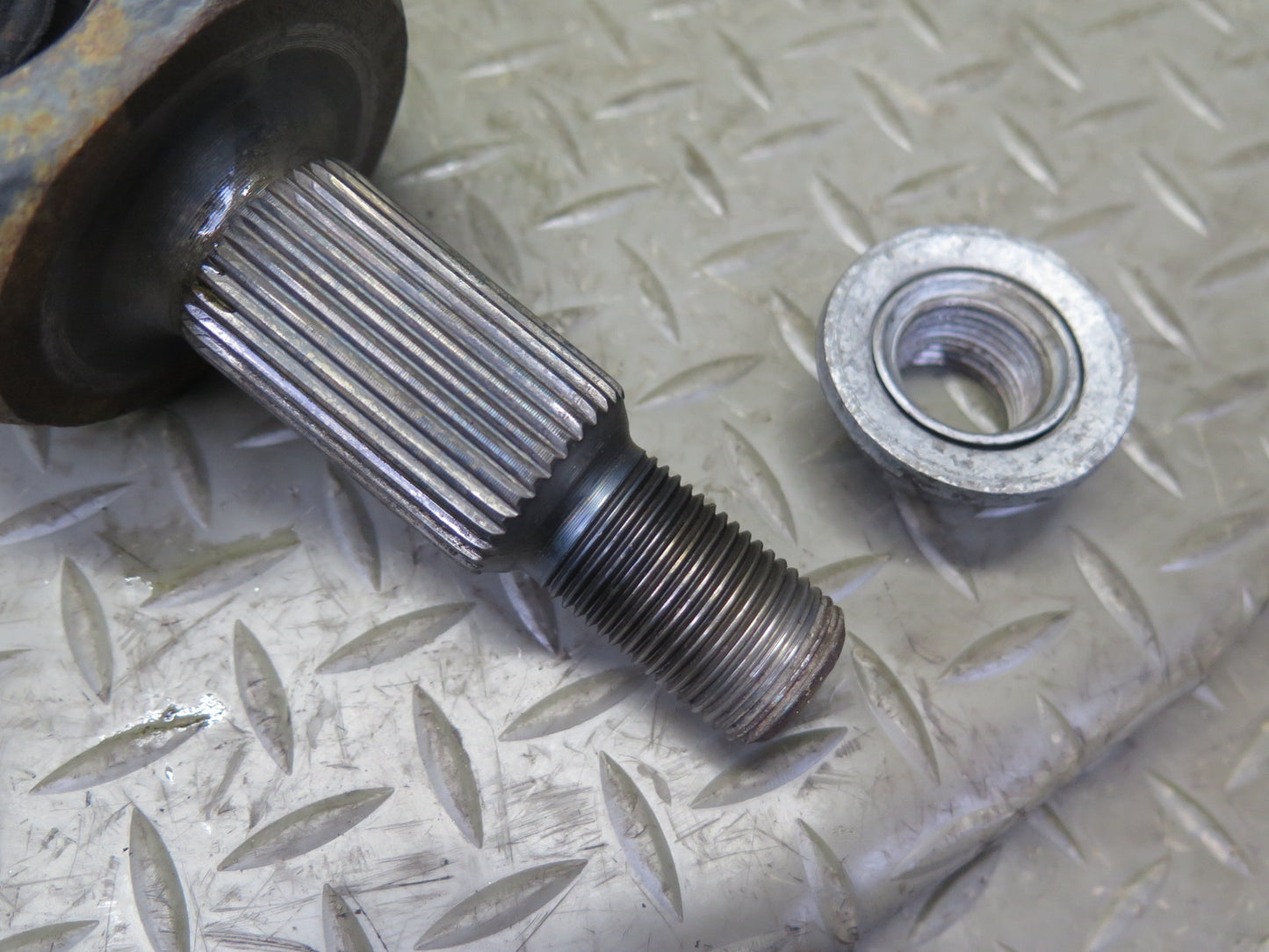 18-23 Jeep Wrangler JL Rubicon AWD Dana 44 Front Right 210mm Axle Shaft OEM