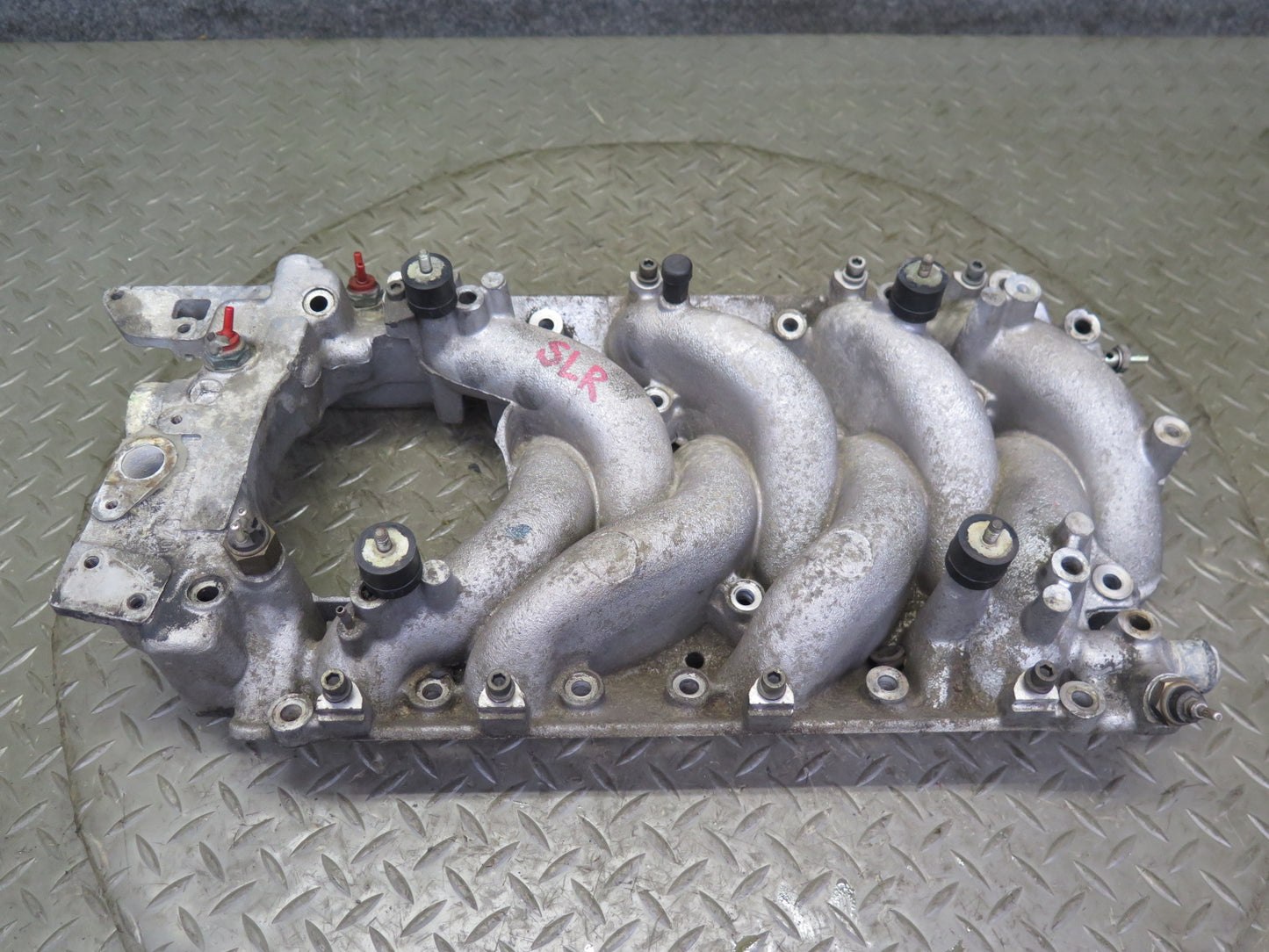 81-85 Mercedes R107 380SL M116 116.962 Upper Intake Manifold 1161415701 OEM