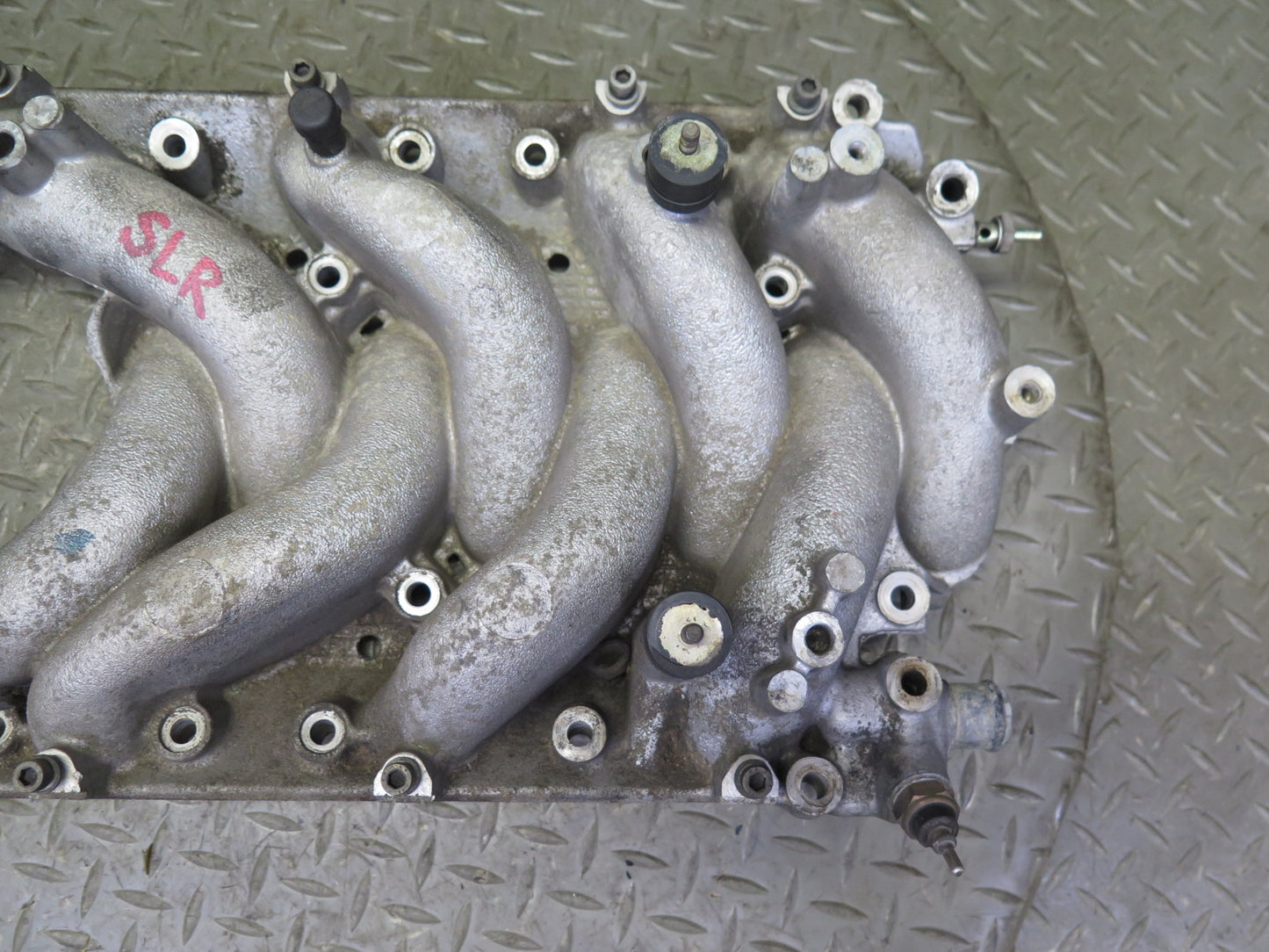 81-85 Mercedes R107 380SL M116 116.962 Upper Intake Manifold 1161415701 OEM