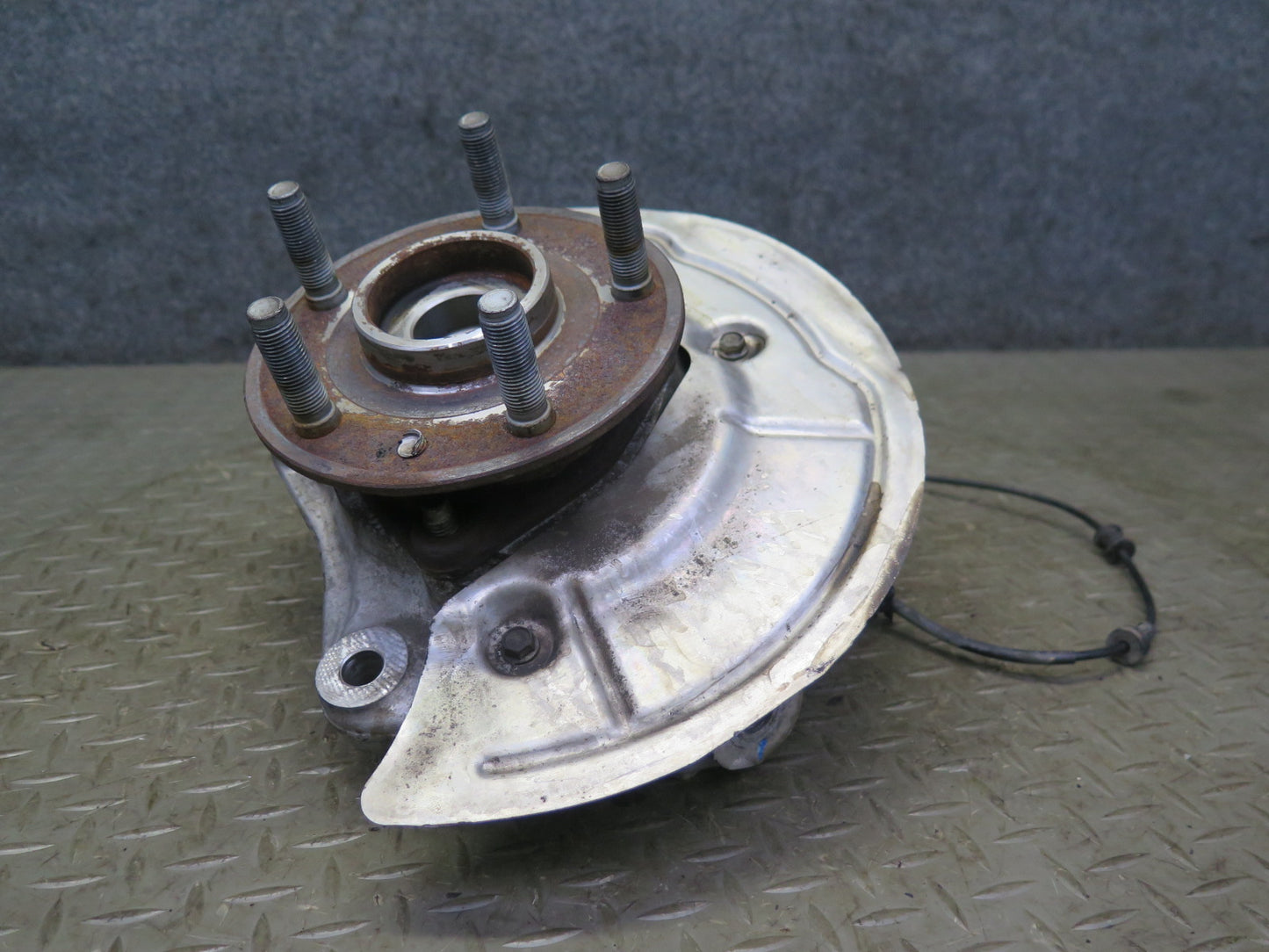 18-23 Jeep Wrangler JL AWD Front Right Spindle Knuckle Wheel Hub Bearing OEM