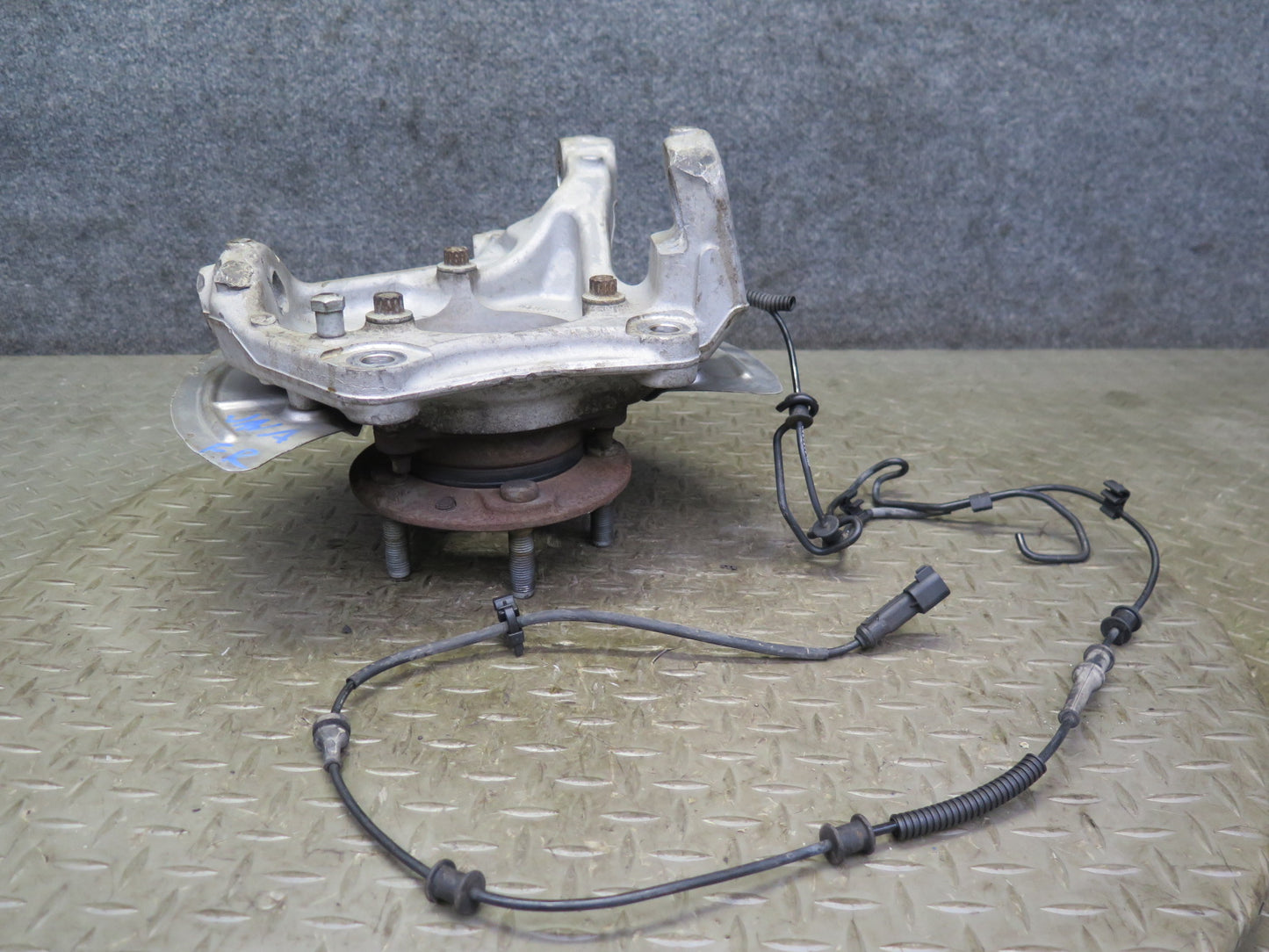 18-23 Jeep Wrangler JL AWD Front Right Spindle Knuckle Wheel Hub Bearing OEM
