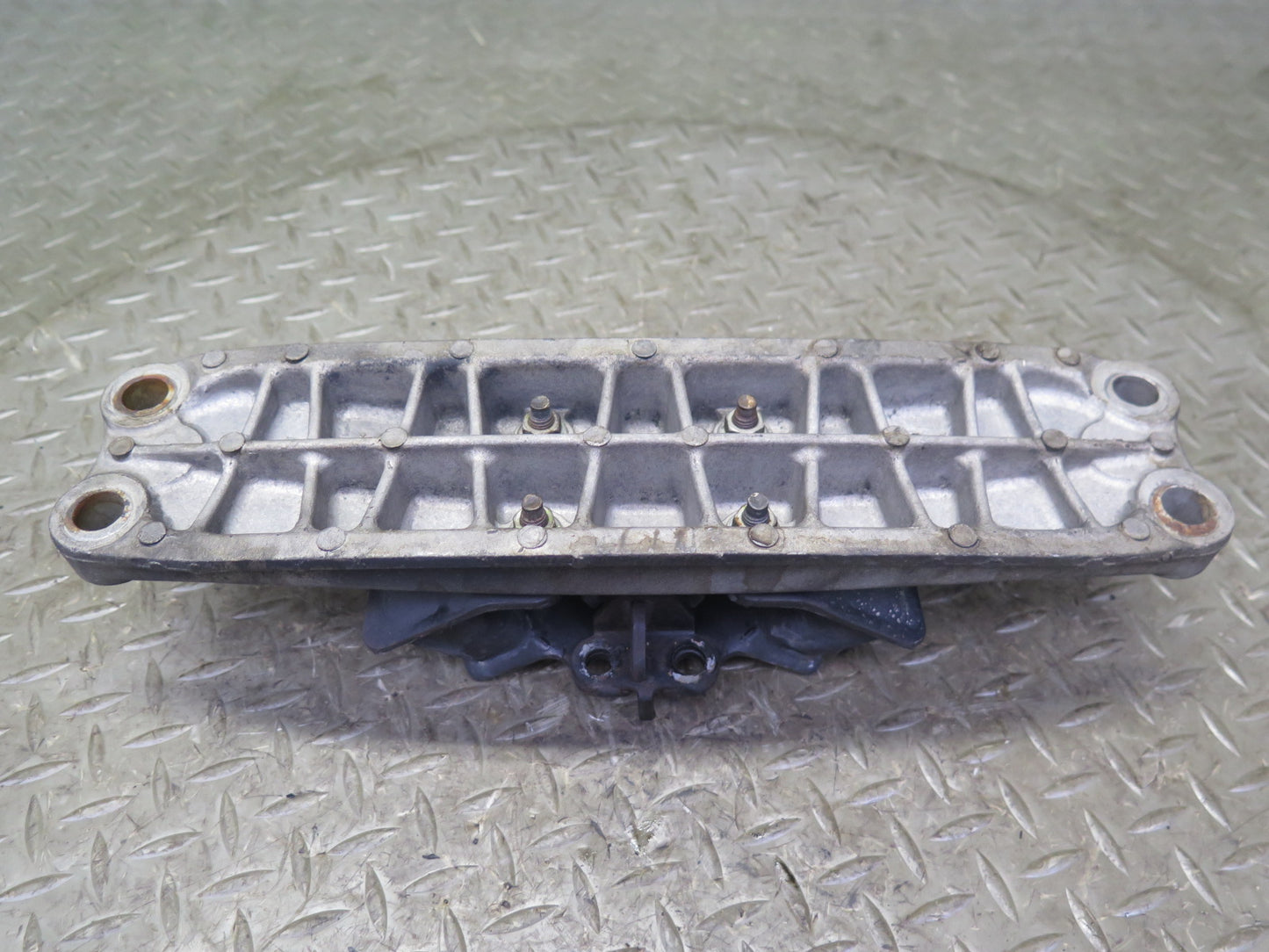 02-10 Lexus Z40 SC430 A/T Automatic Transmission Mount Bracket Support 104K OEM