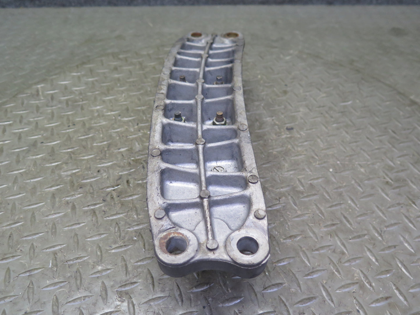 02-10 Lexus Z40 SC430 A/T Automatic Transmission Mount Bracket Support 104K OEM