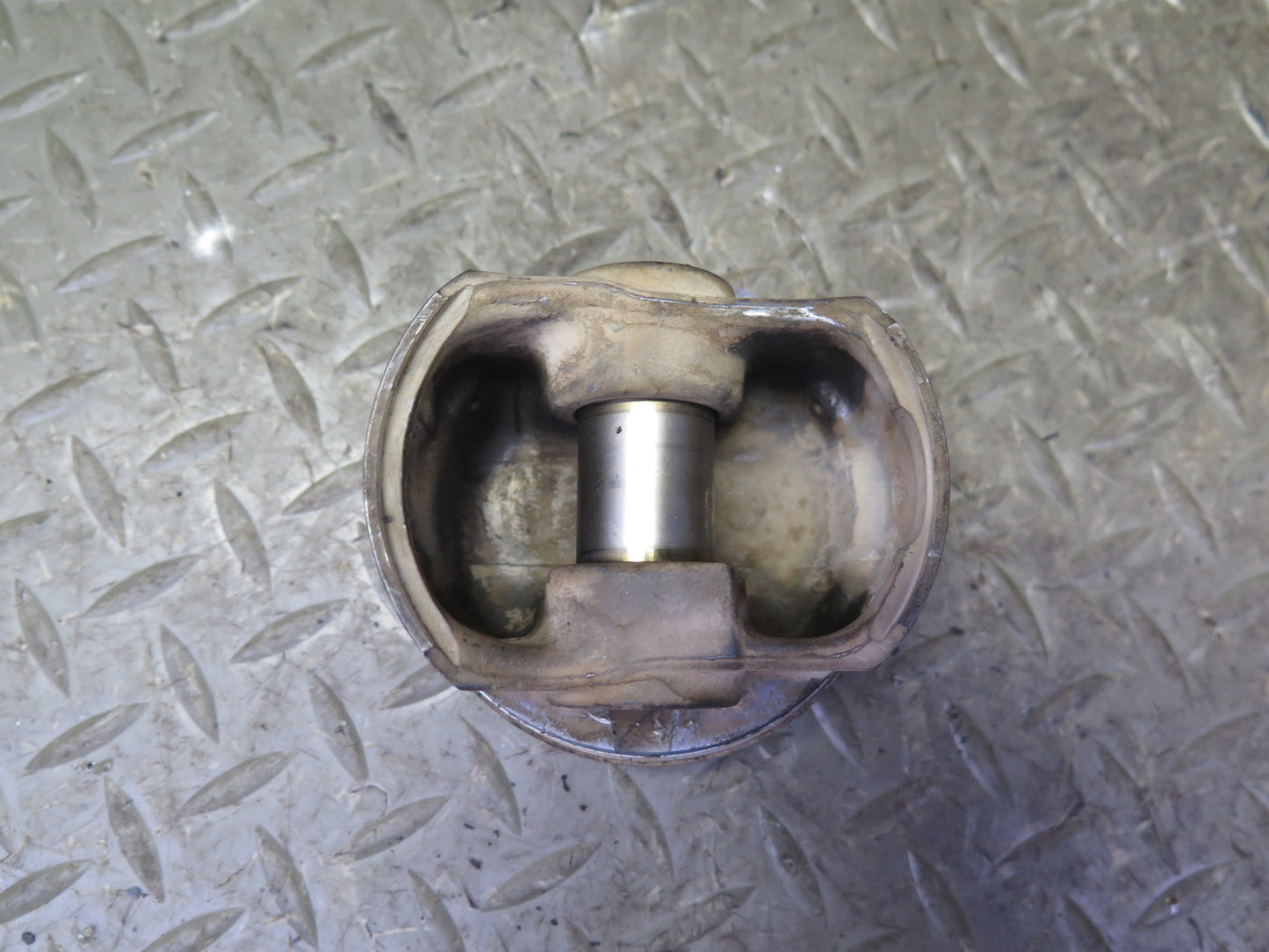 96-99 BMW E36 328iC M52 Set of 6 Engine Piston 150k Miles OEM
