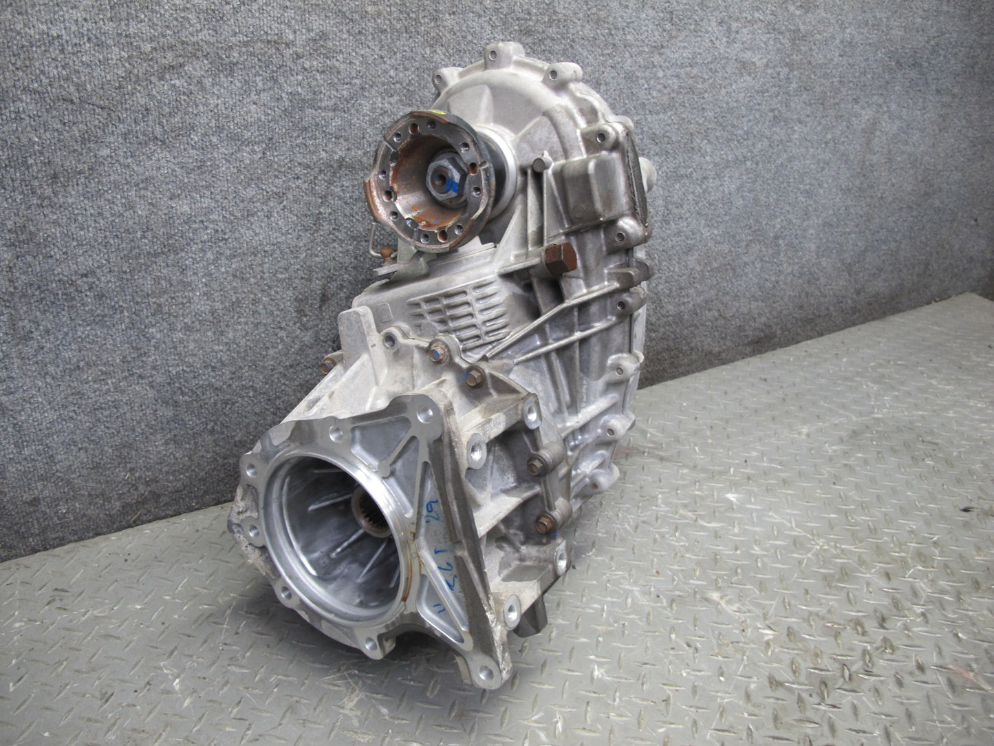 18-23 Jeep Wrangler JL 2.0L 3.6L A/T Transfer Case Box 60k Miles 68240441AB OEM