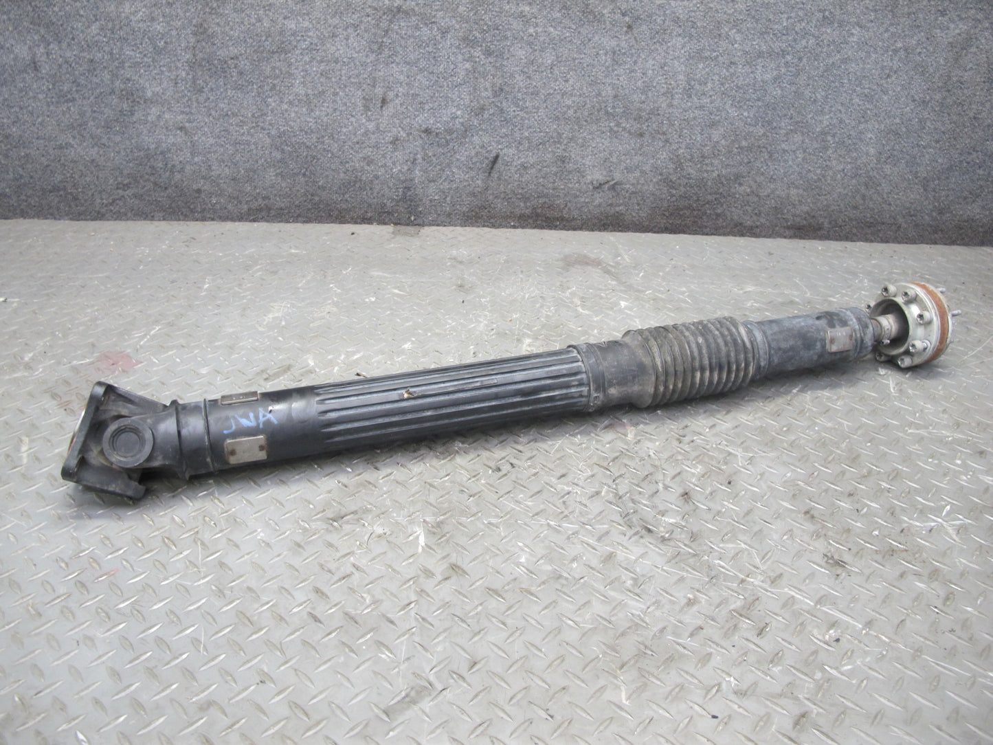 18-25 Jeep Wrangler JL 4-DOOR AWD Front Driveshaft Drive Shaft 68272525AB OEM