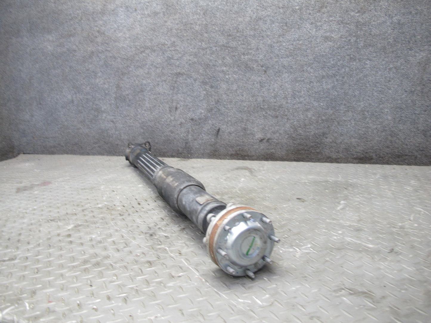 18-25 Jeep Wrangler JL 4-DOOR AWD Front Driveshaft Drive Shaft 68272525AB OEM