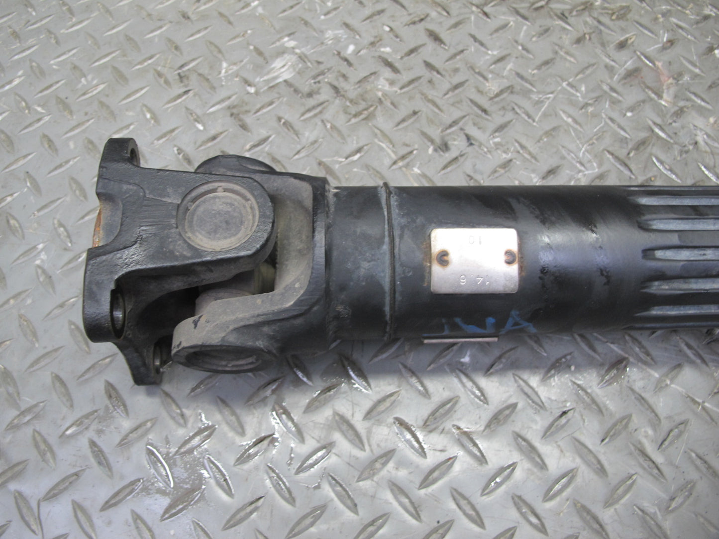 18-25 Jeep Wrangler JL 4-DOOR AWD Front Driveshaft Drive Shaft 68272525AB OEM