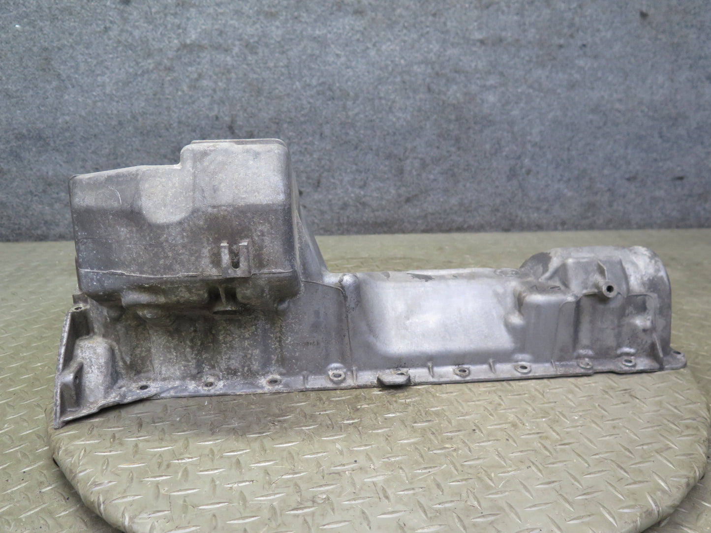 96-99 BMW E36 328iC M52 Engine Lower Oil Pan Oil Dipstick Oil Baffle Set OEM