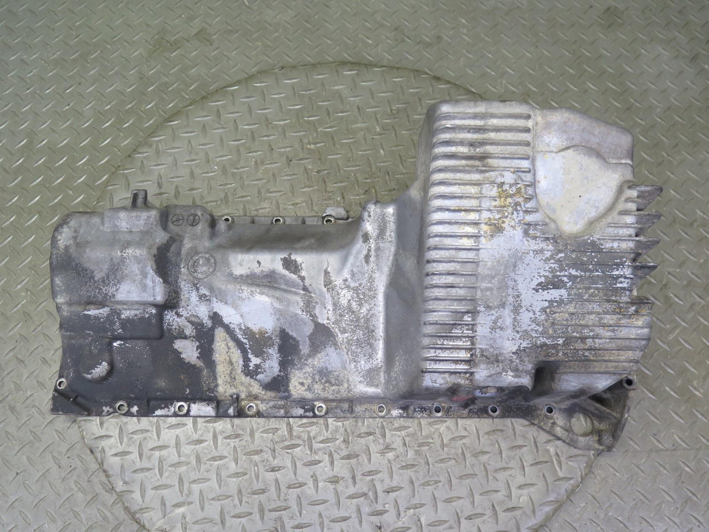 96-99 BMW E36 328iC M52 Engine Lower Oil Pan Oil Dipstick Oil Baffle Set OEM