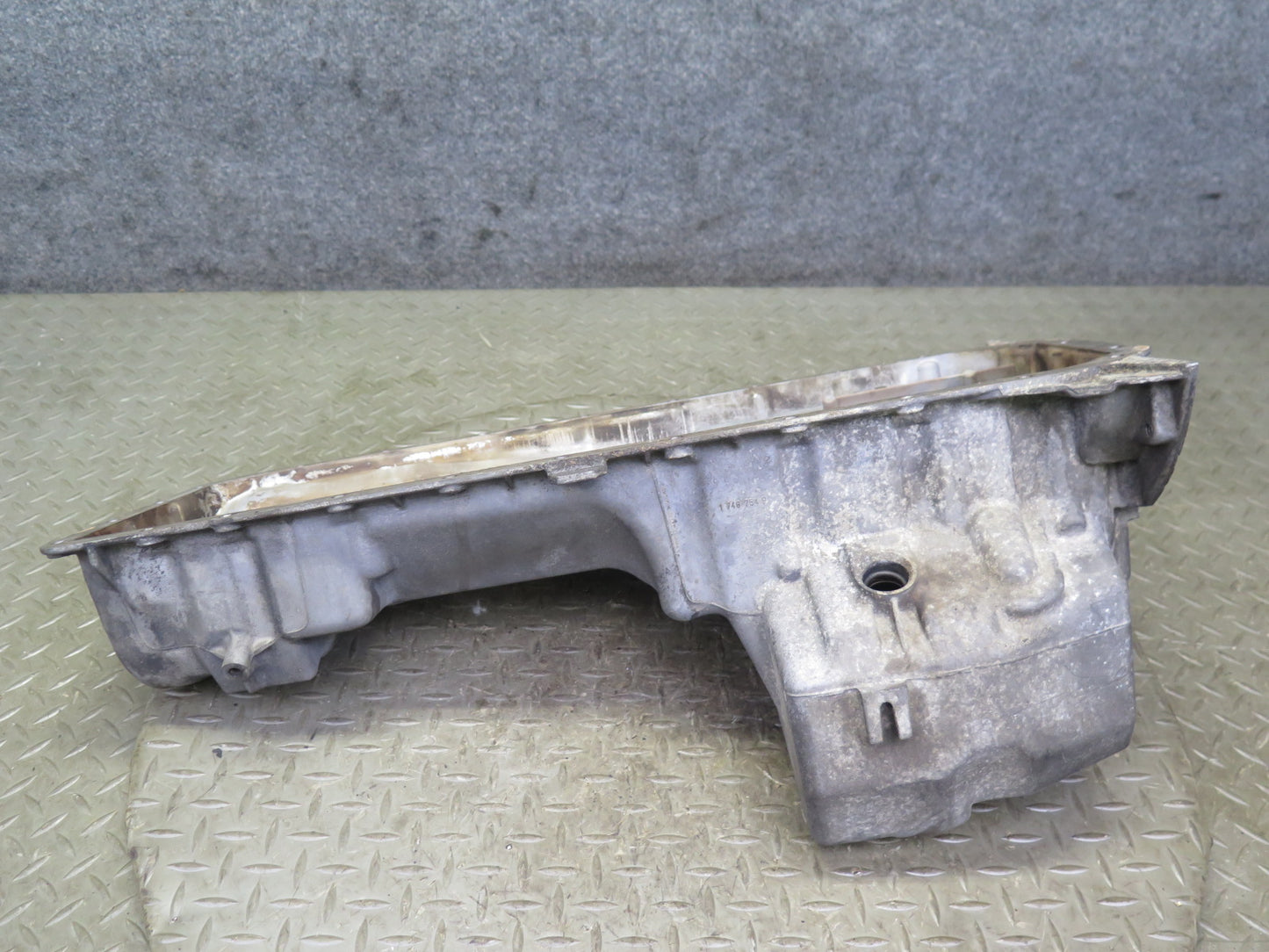 96-99 BMW E36 328iC M52 Engine Lower Oil Pan Oil Dipstick Oil Baffle Set OEM