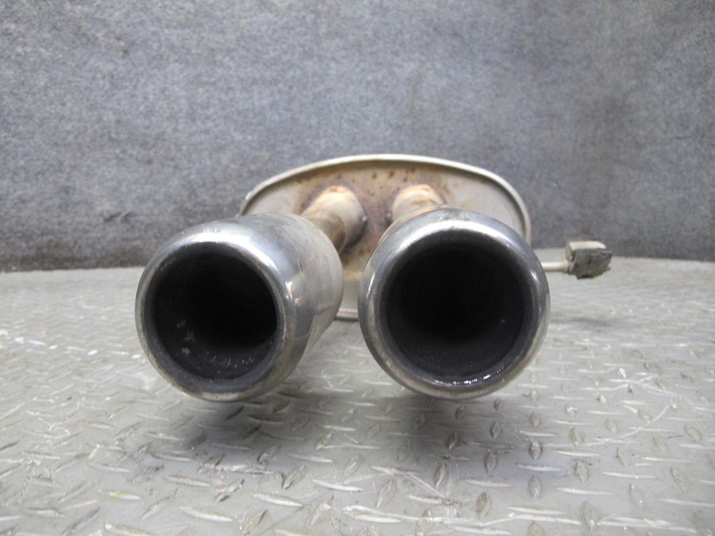 07-13 Mini Cooper S R56 R57 R58 R59 Rear Exhaust Muffler w Tips 2756514 OEM