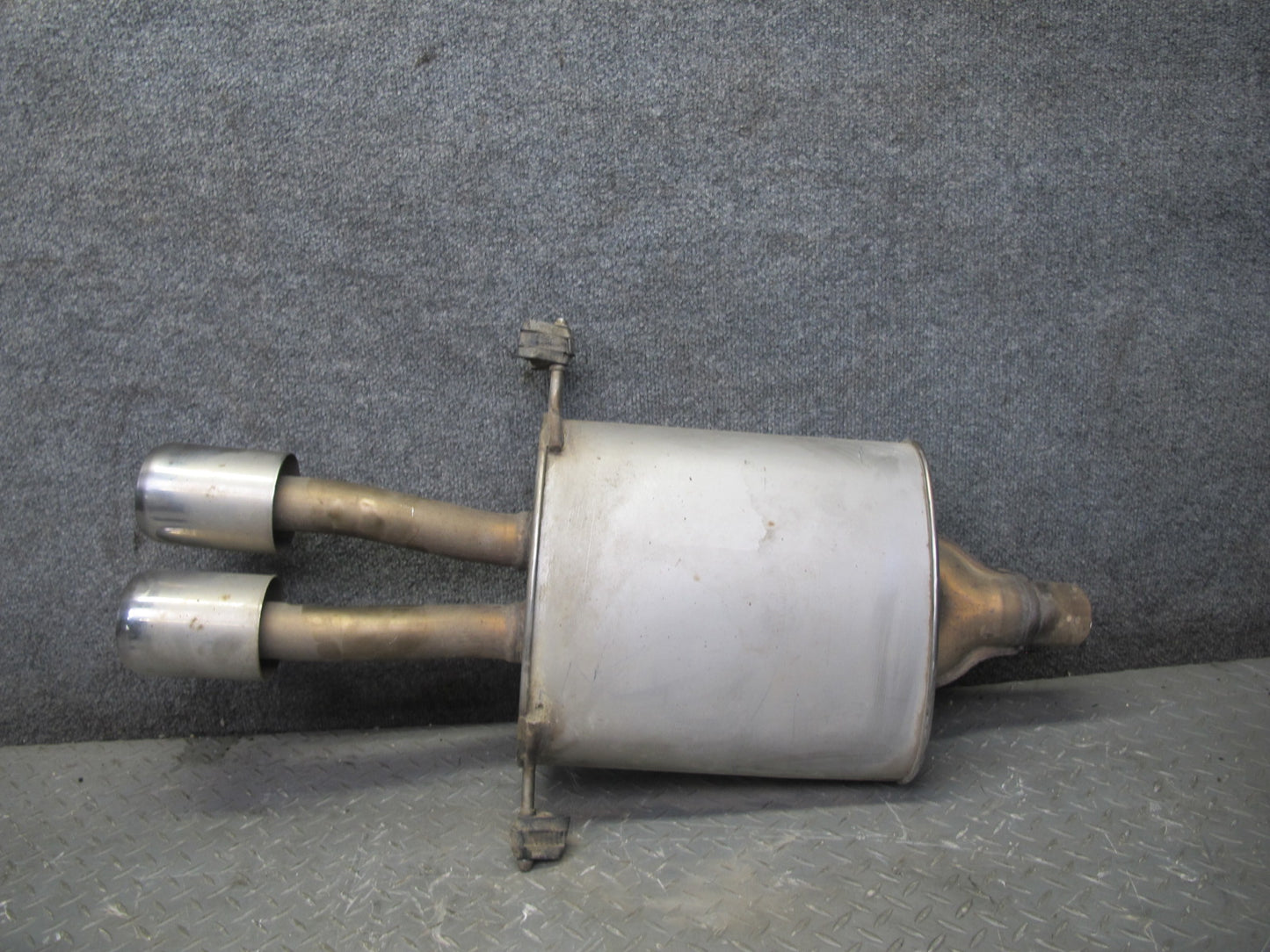 07-13 Mini Cooper S R56 R57 R58 R59 Rear Exhaust Muffler w Tips 2756514 OEM