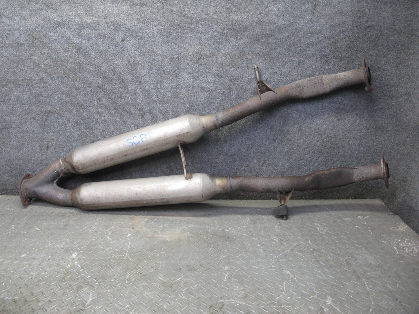 02-10 Lexus Z40 SC430 Center Exhaust Pipe 104K Miles OEM