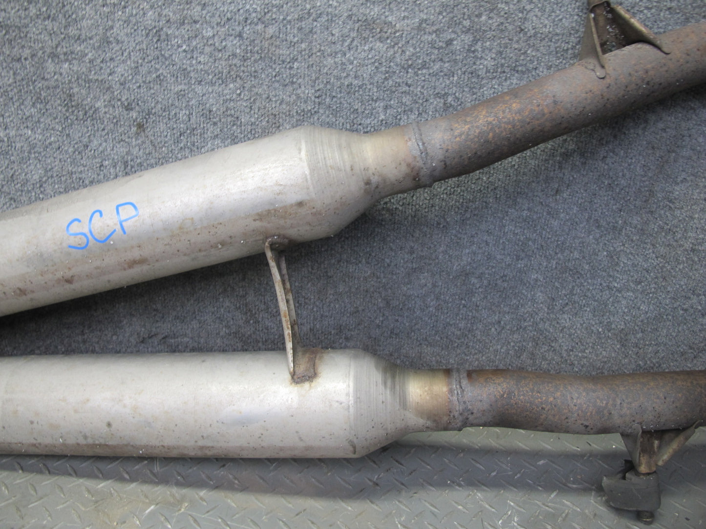 02-10 Lexus Z40 SC430 Center Exhaust Pipe 104K Miles OEM