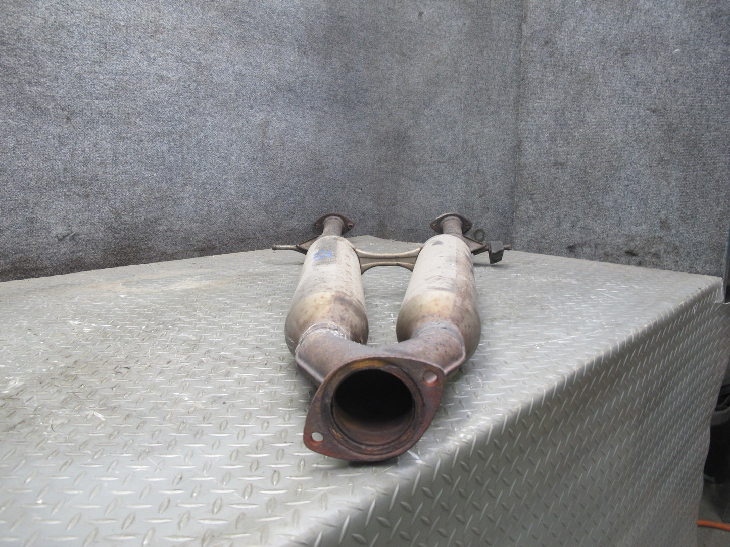 02-10 Lexus Z40 SC430 Center Exhaust Pipe 104K Miles OEM