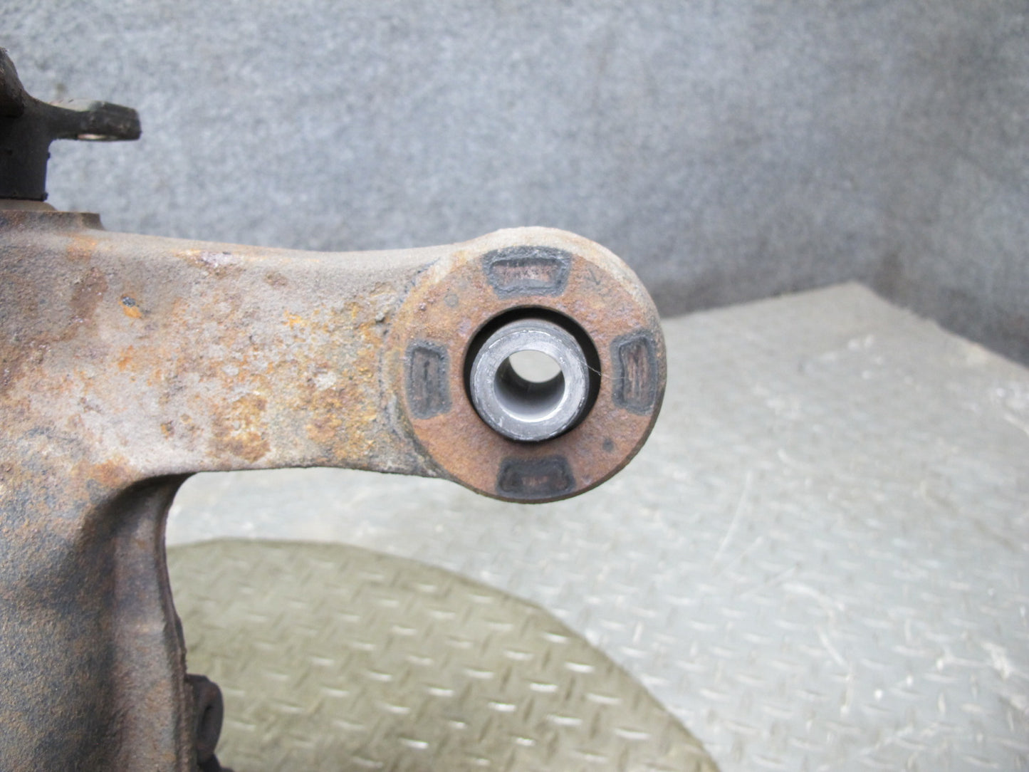 02-05 Lexus GS430 SC430 Rear Differential Carrier 3.266 Ratio 104k Miles OEM