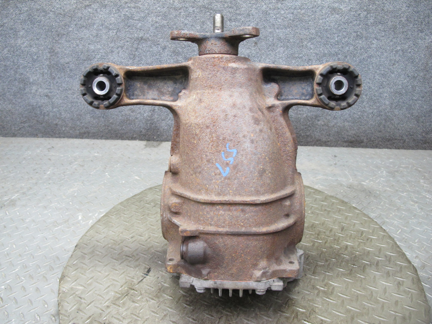 04-06 Lexus UCF30L LS430 RWD Rear Differential Carrier 3.769 Ratio OEM