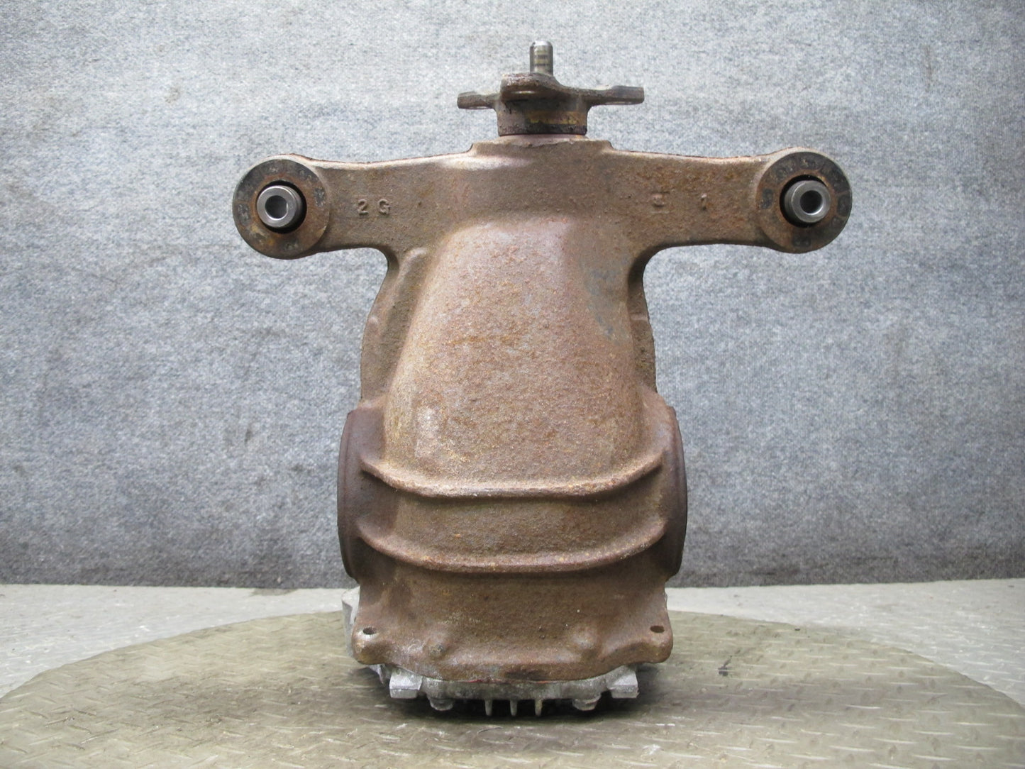 04-06 Lexus UCF30L LS430 RWD Rear Differential Carrier 3.769 Ratio OEM