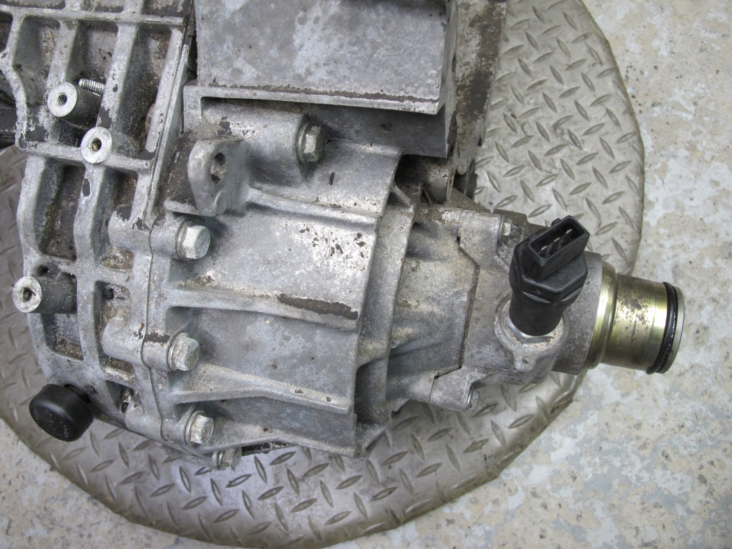 01-03 VW Eurovan T4 2.8L EQJ A/T Automatic Transmission 167k Miles OEM