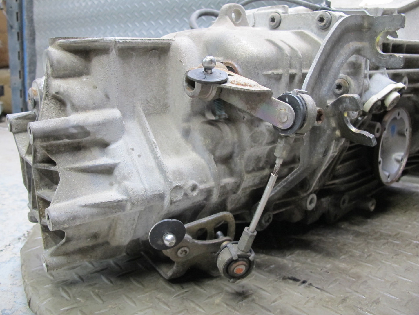 2000-2004 Porsche Boxster 986 2.7L G86.01 M/T Manual Transmission 45k Miles