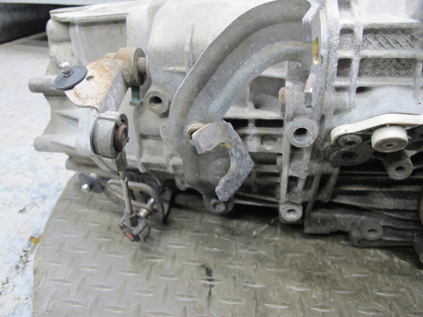 2000-2004 Porsche Boxster 986 2.7L G86.01 M/T Manual Transmission 45k Miles