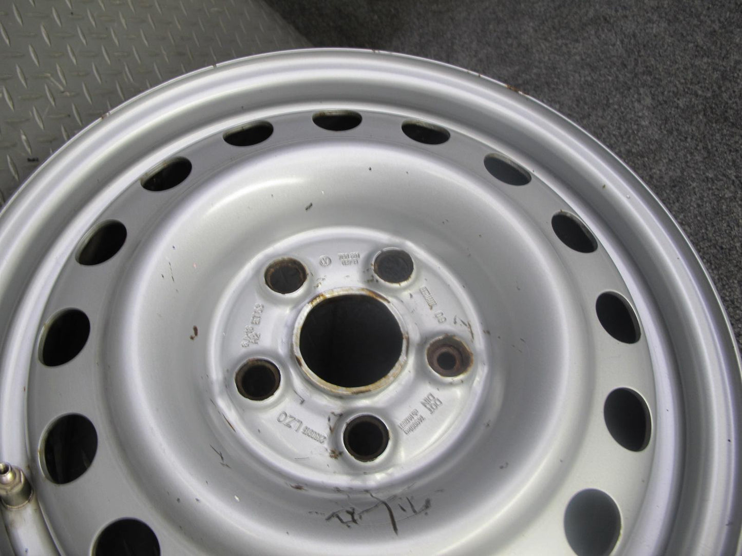 97-03 VW Eurovan T4 Factory R16" Steel Wheel Rim 16x6J ET53 5x112 7D0601027D OEM