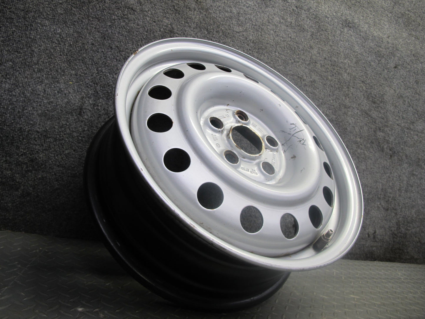 97-03 VW Eurovan T4 Factory R16" Steel Wheel Rim 16x6J ET53 5x112 7D0601027D OEM