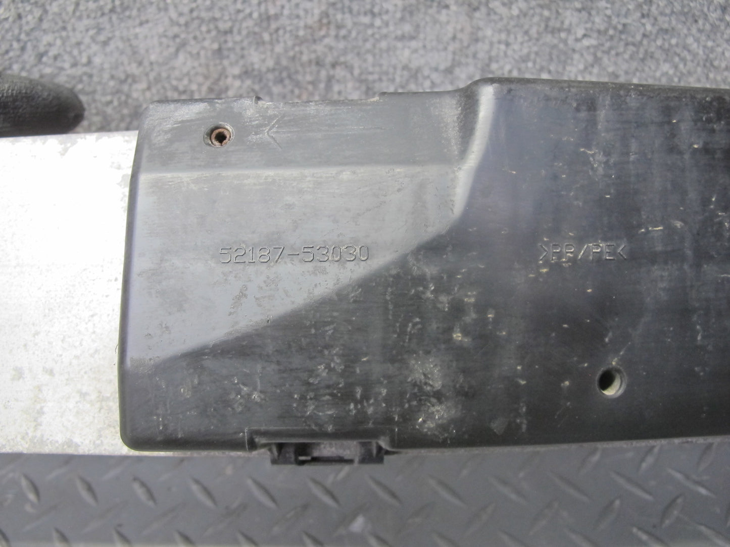 08-09 Lexus USE20L Is-f Rear Bumper Reinforcement w Left Right Bracket Assy OEM