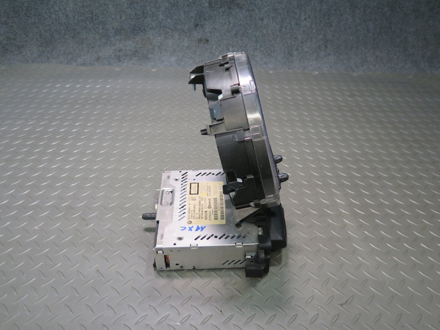 11-15 Mini Cooper R57 Convertible Speedometer w Radio CD Player Receiver OEM