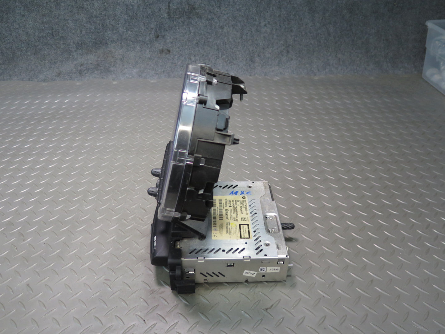 11-15 Mini Cooper R57 Convertible Speedometer w Radio CD Player Receiver OEM