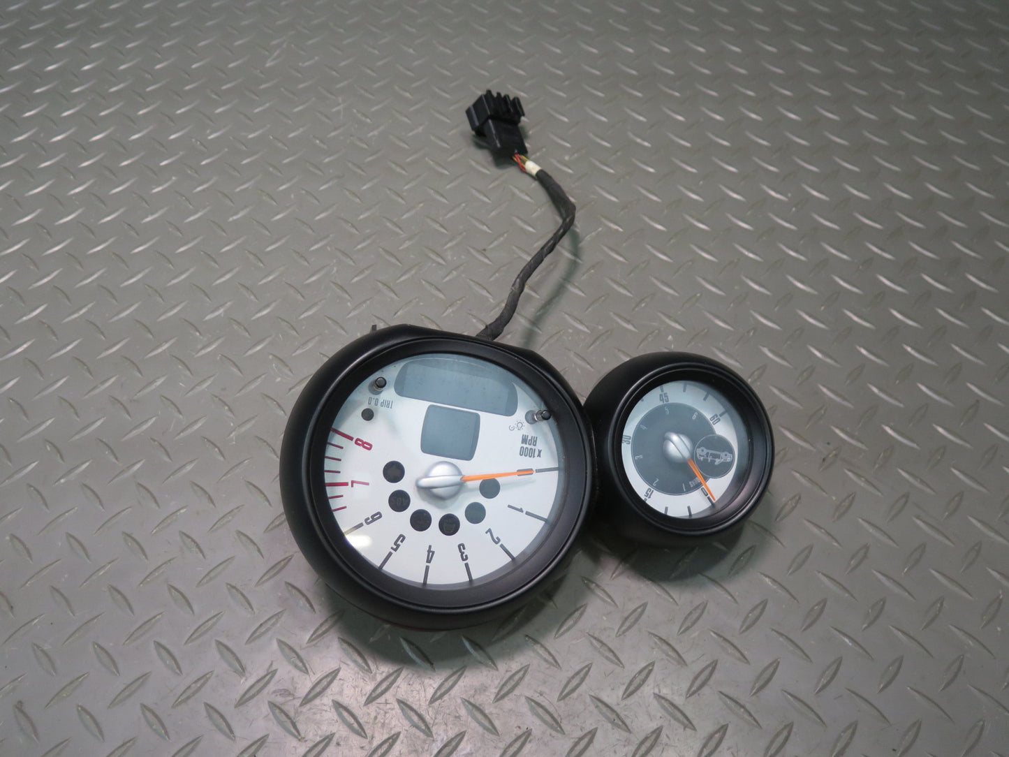 09-15 Mini Cooper S R57 Convertible Tachometer Gauge Revolution Counter OEM