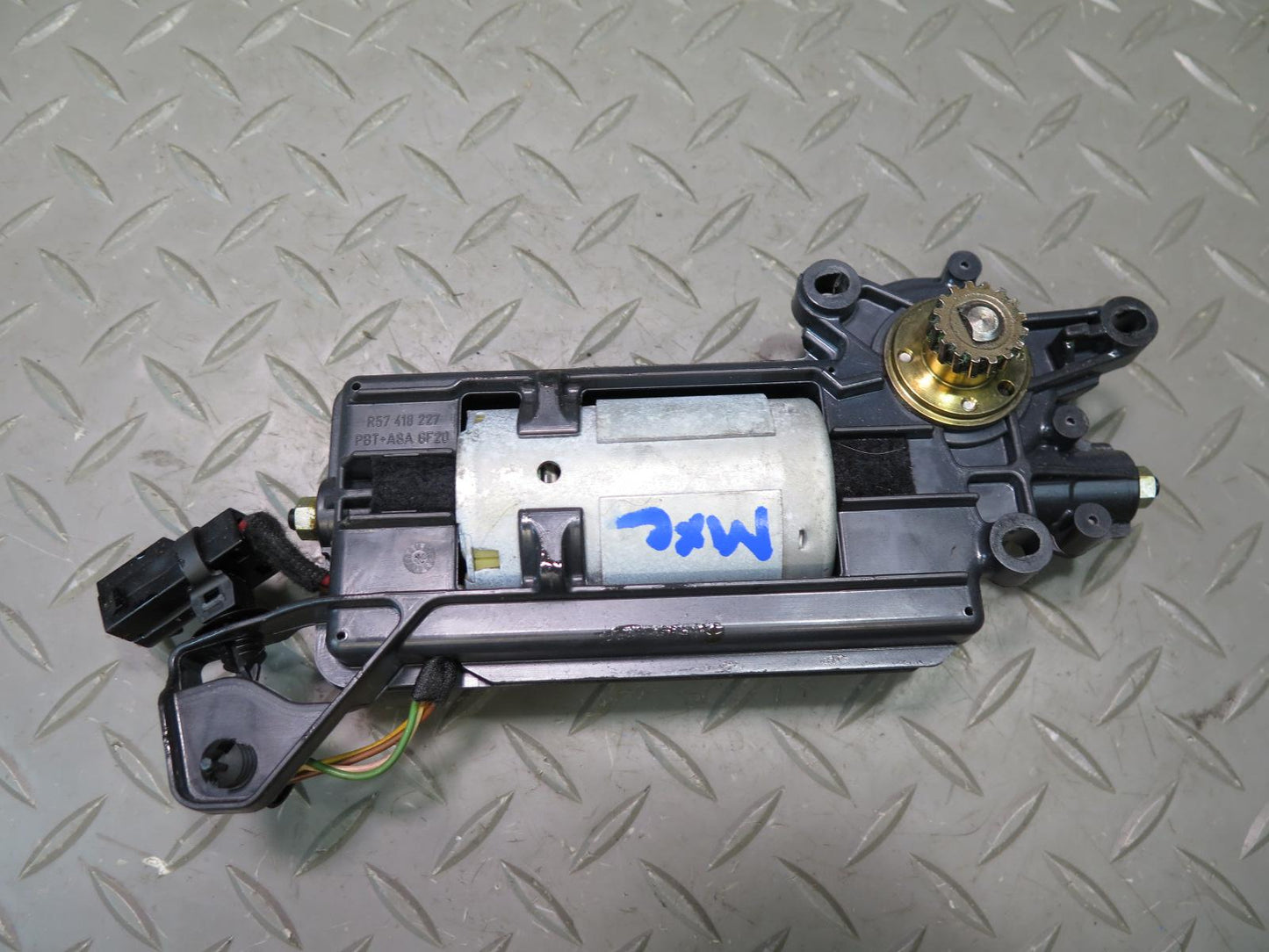 09-15 Mini Cooper R57 Convertible ASD Folding Sliding Roof Motor Drive Unit OEM