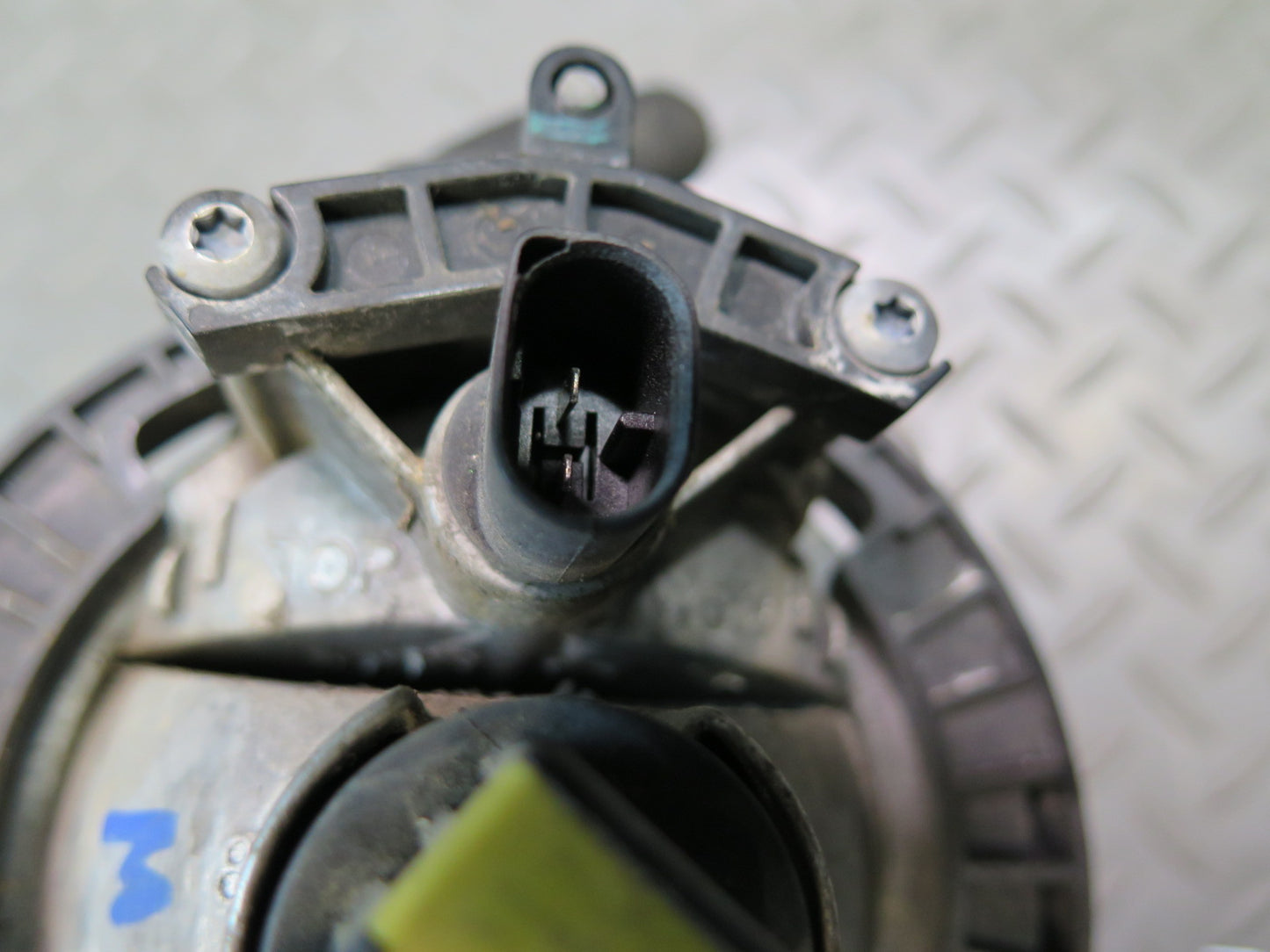 07-13 Mini Cooper R55 R56 R57 R58 R59 Set of 2 Fog Driving Light Lamp OEM