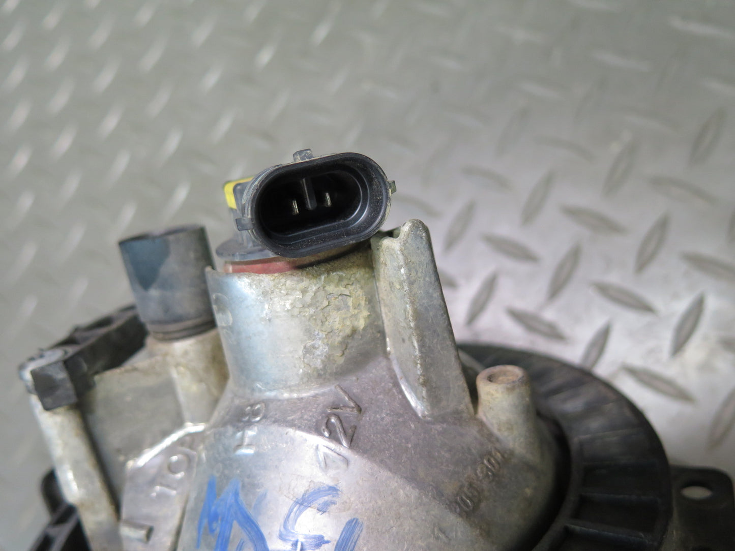 07-13 Mini Cooper R55 R56 R57 R58 R59 Set of 2 Fog Driving Light Lamp OEM