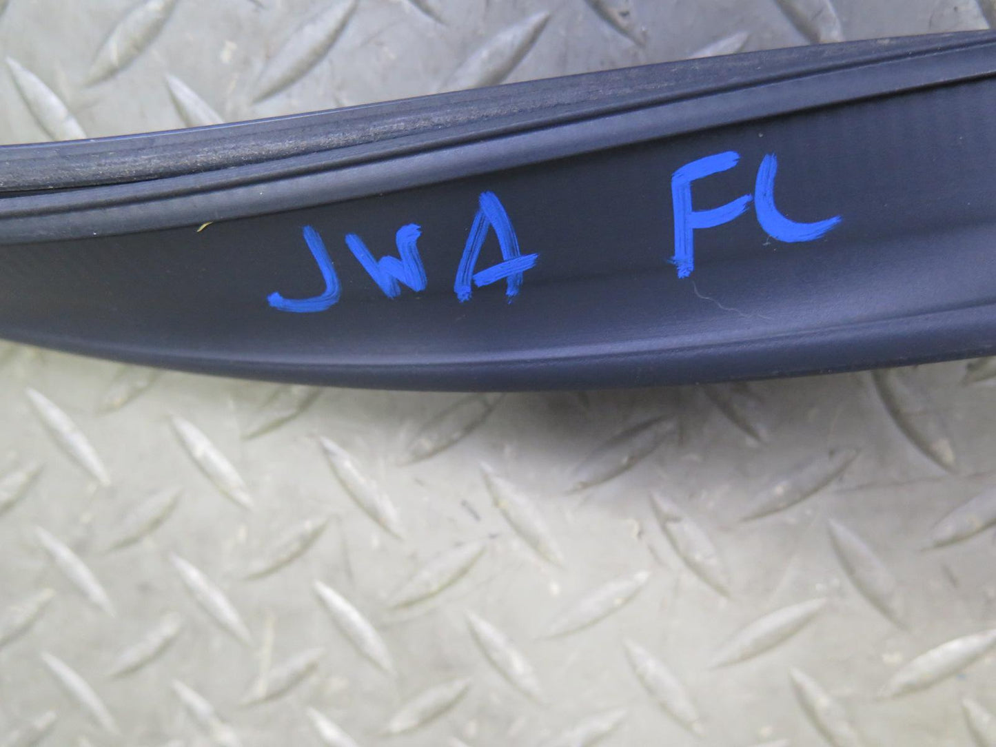 18-23 Jeep Wrangler JL Hard TOP Roof Weatherstrip Rubber Seal Gasket OEM
