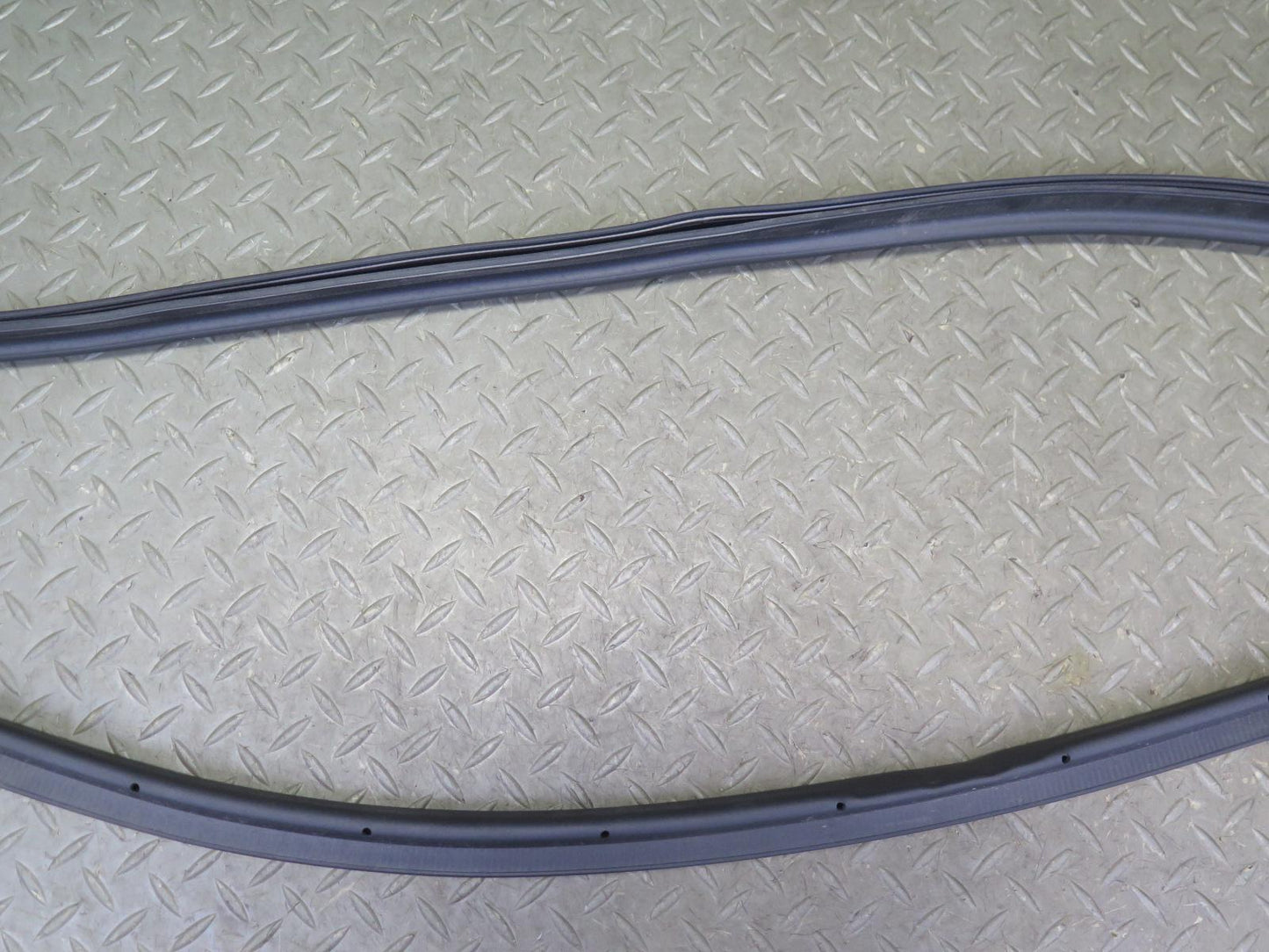 18-23 Jeep Wrangler JL Hard TOP Roof Weatherstrip Rubber Seal Gasket OEM