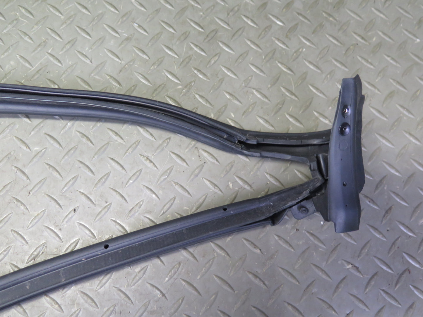 18-23 Jeep Wrangler JL Hard TOP Roof Weatherstrip Rubber Seal Gasket OEM