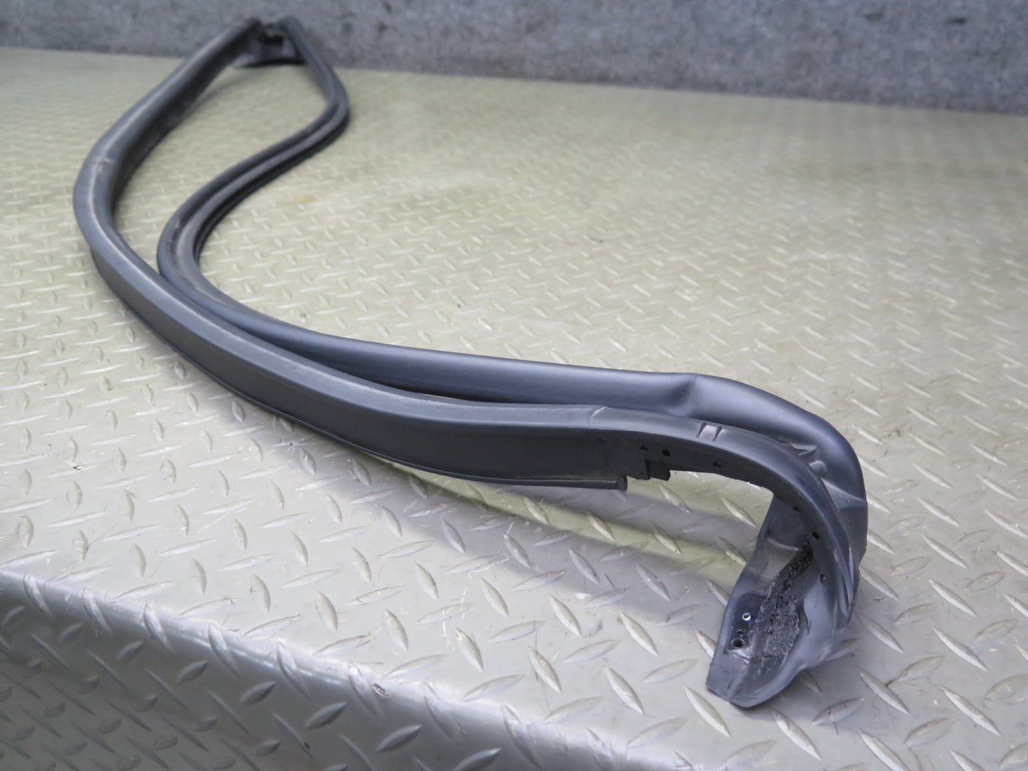 18-23 Jeep Wrangler JL Hard TOP Roof Weatherstrip Rubber Seal Gasket OEM
