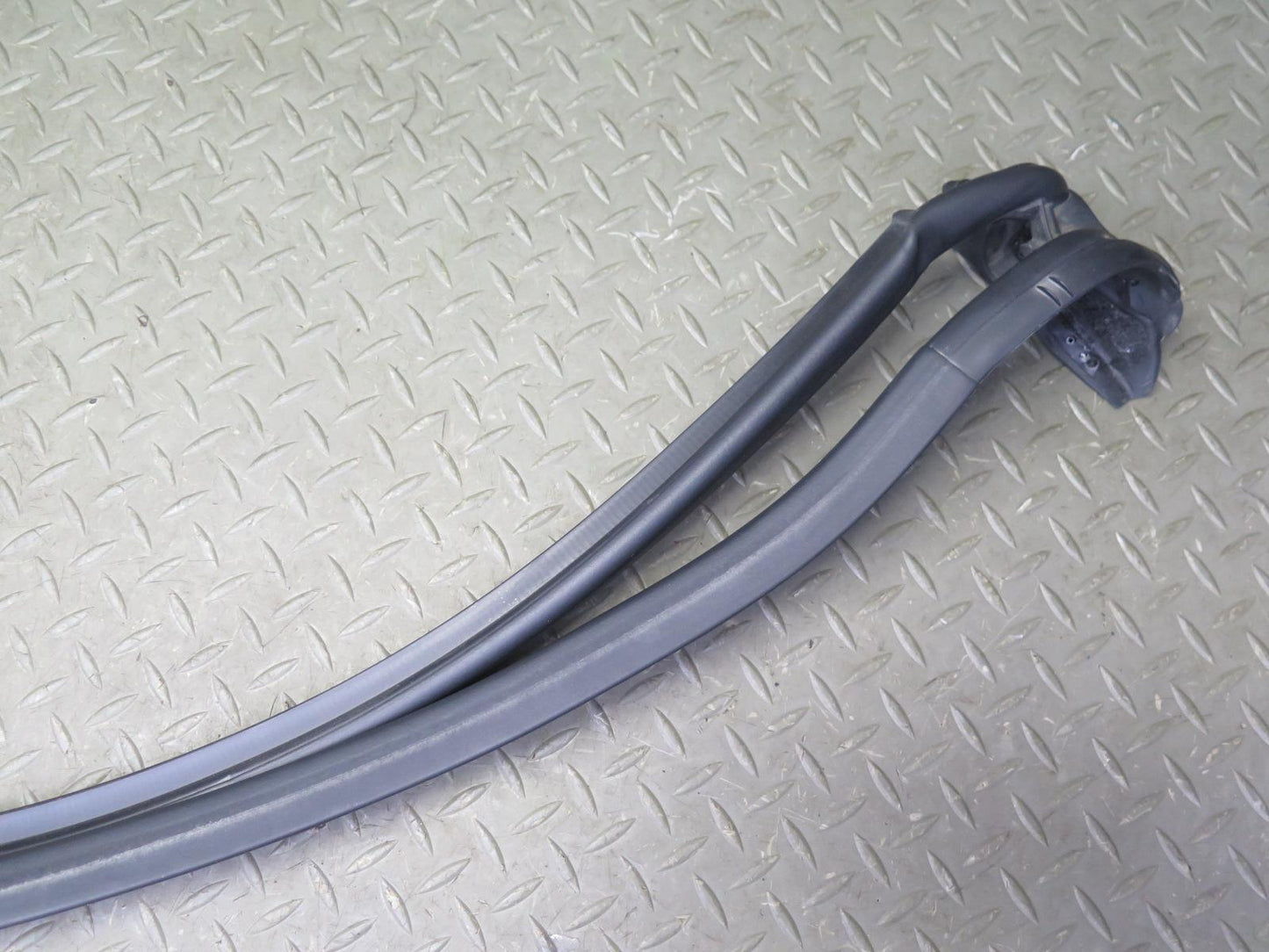 18-23 Jeep Wrangler JL Hard TOP Roof Weatherstrip Rubber Seal Gasket OEM