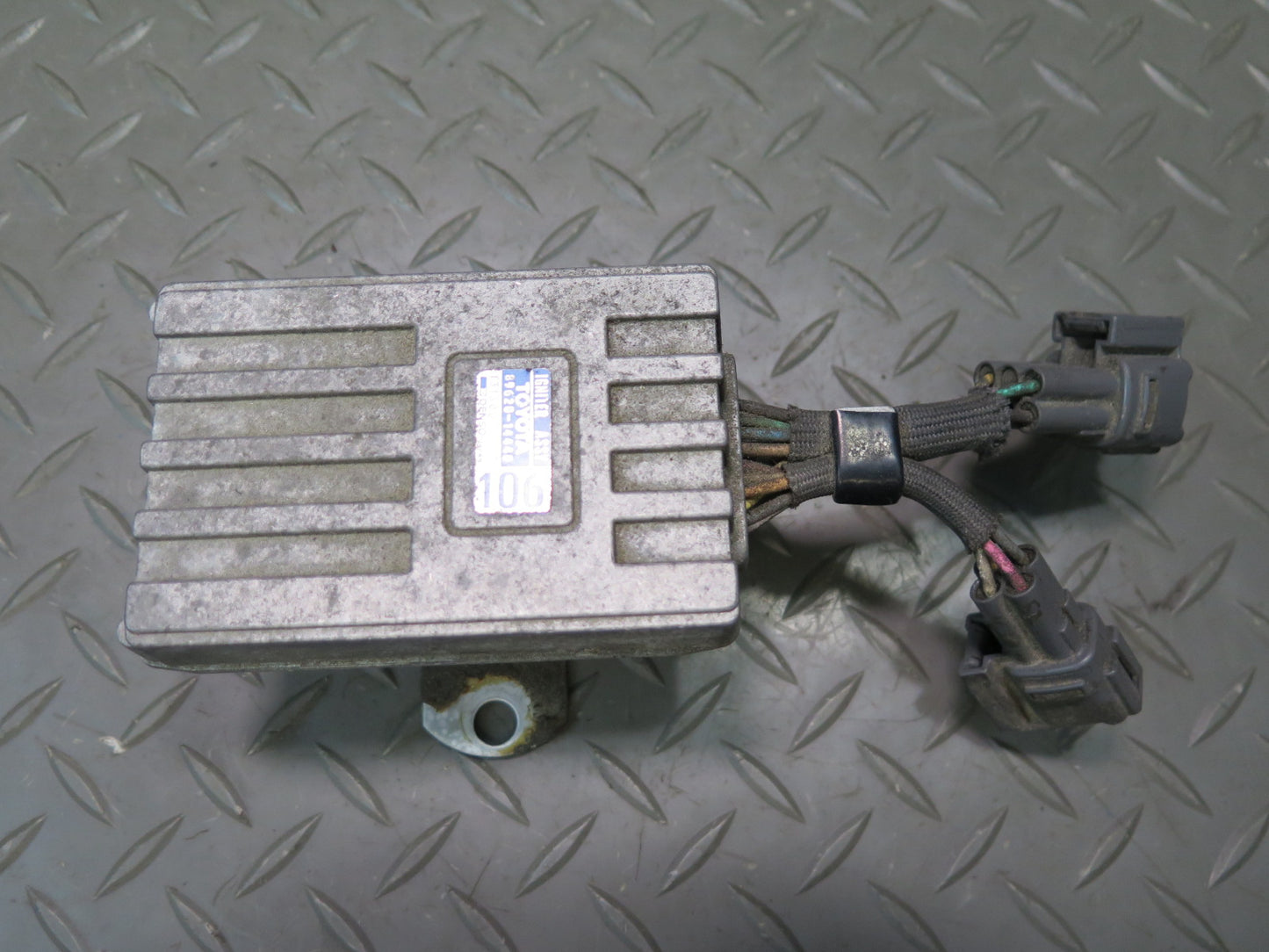 87-92 Toyota Supra MK3 7MGTE Igniter Ignition Control Module 89620-14440 60K OEM