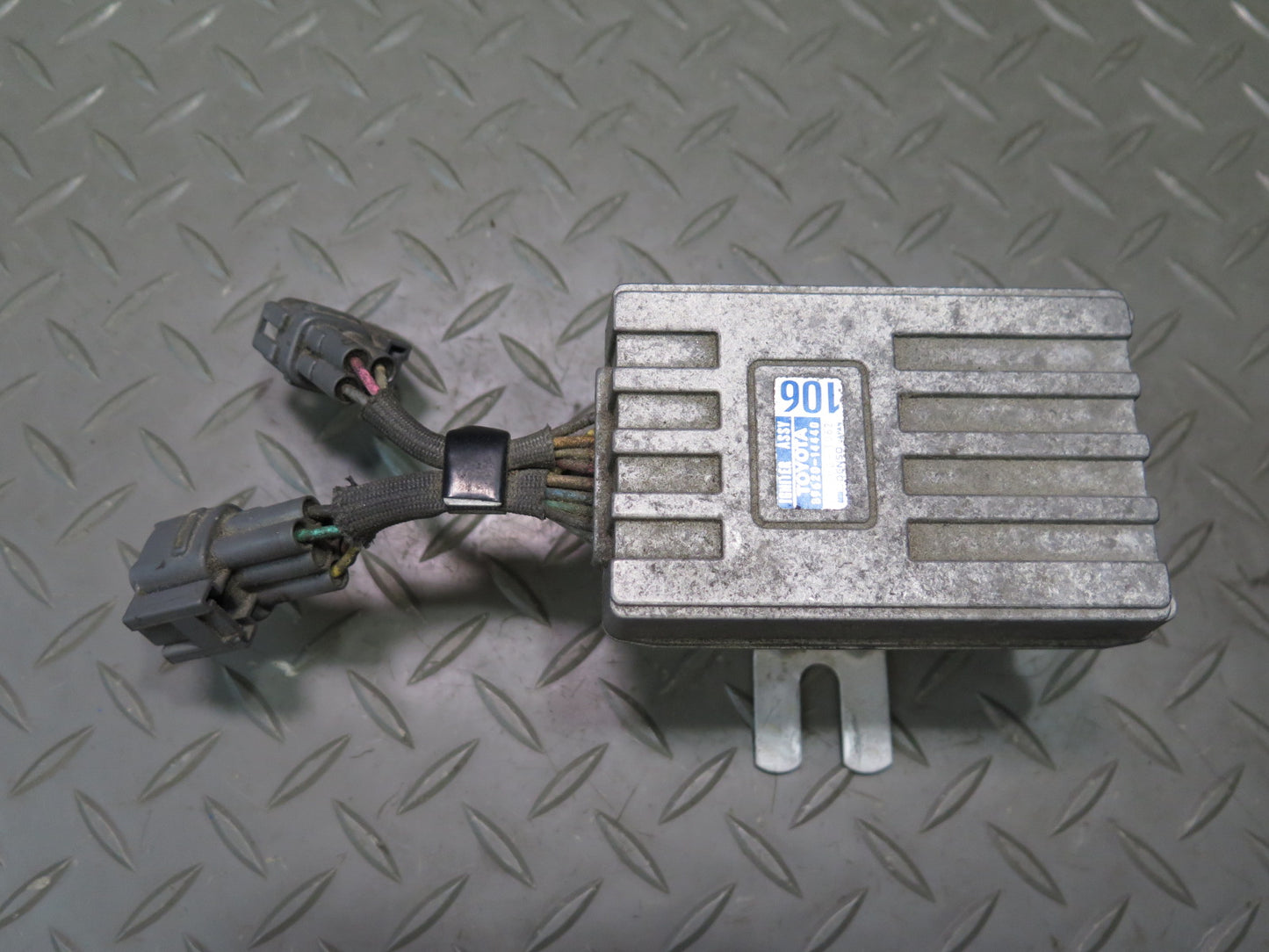 87-92 Toyota Supra MK3 7MGTE Igniter Ignition Control Module 89620-14440 60K OEM