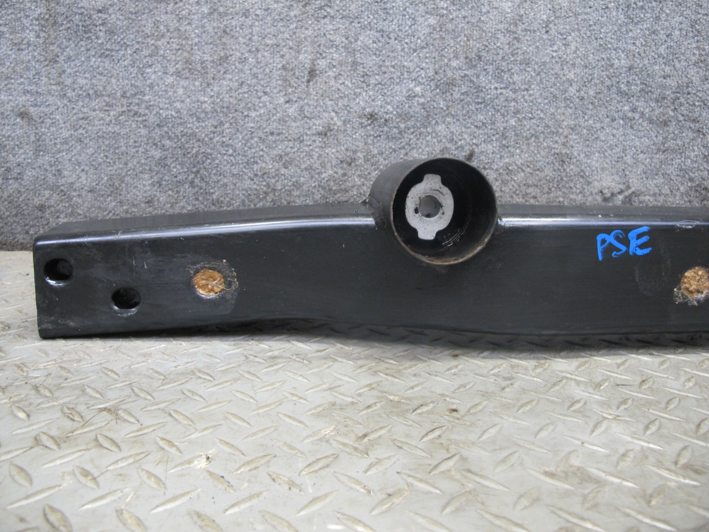 06-09 Pontiac Solstice Rear Differential Crossmember Support Bar 20K Miles OEM