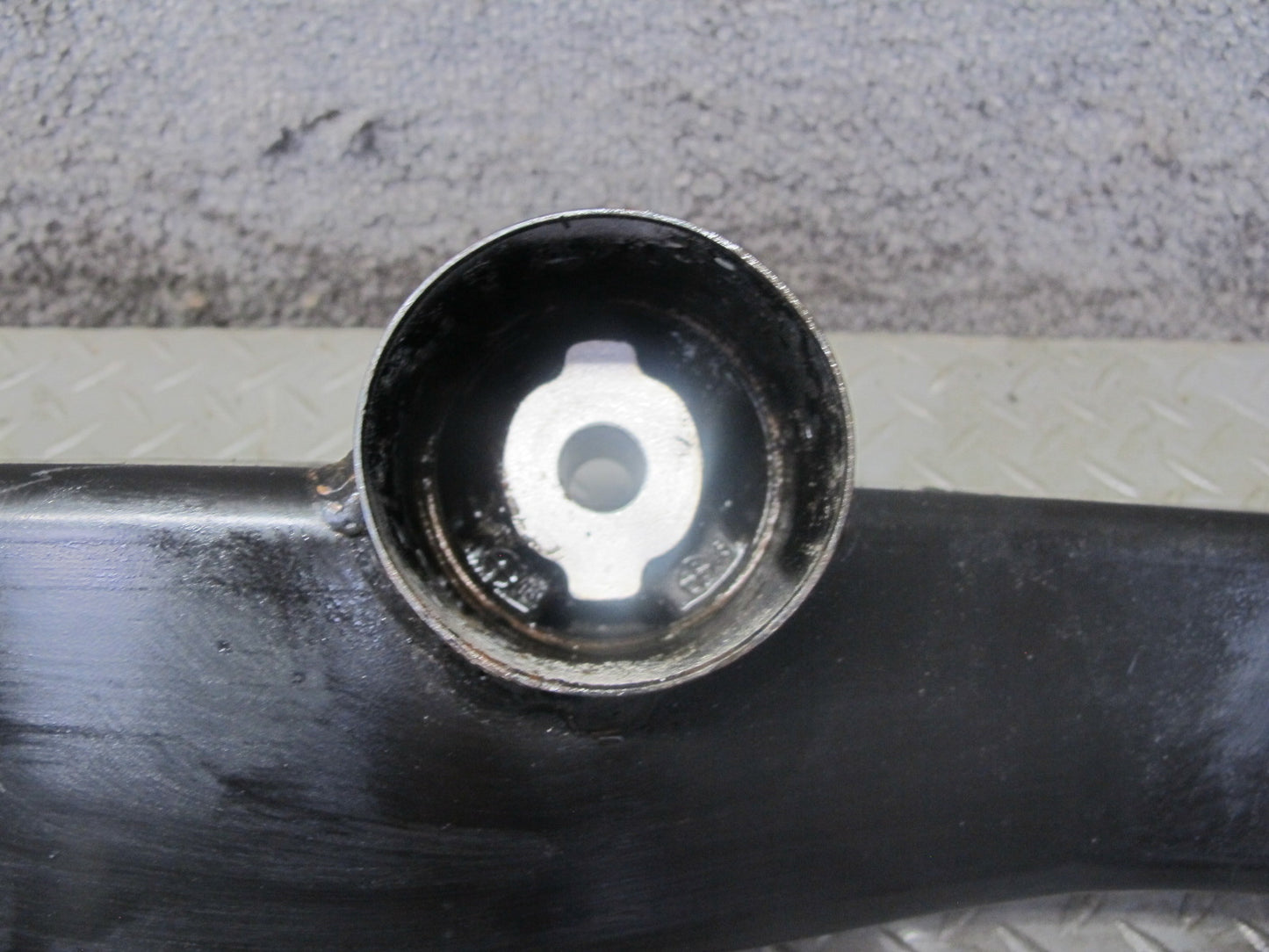 06-09 Pontiac Solstice Rear Differential Crossmember Support Bar 20K Miles OEM