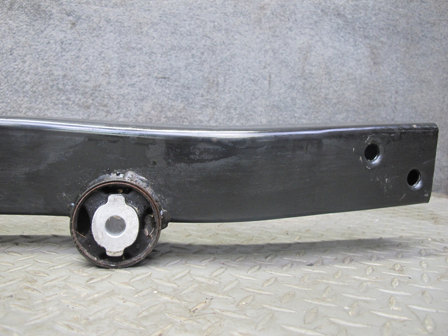 06-09 Pontiac Solstice Rear Differential Crossmember Support Bar 20K Miles OEM