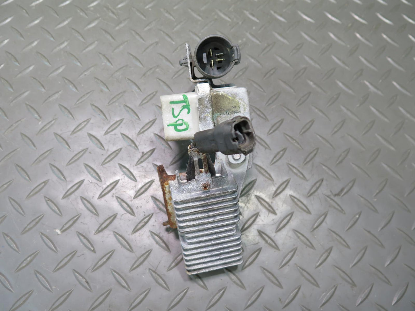 86-91 Toyota Supra MA70L MK3 Fuel Pump Relay w Resistor OEM