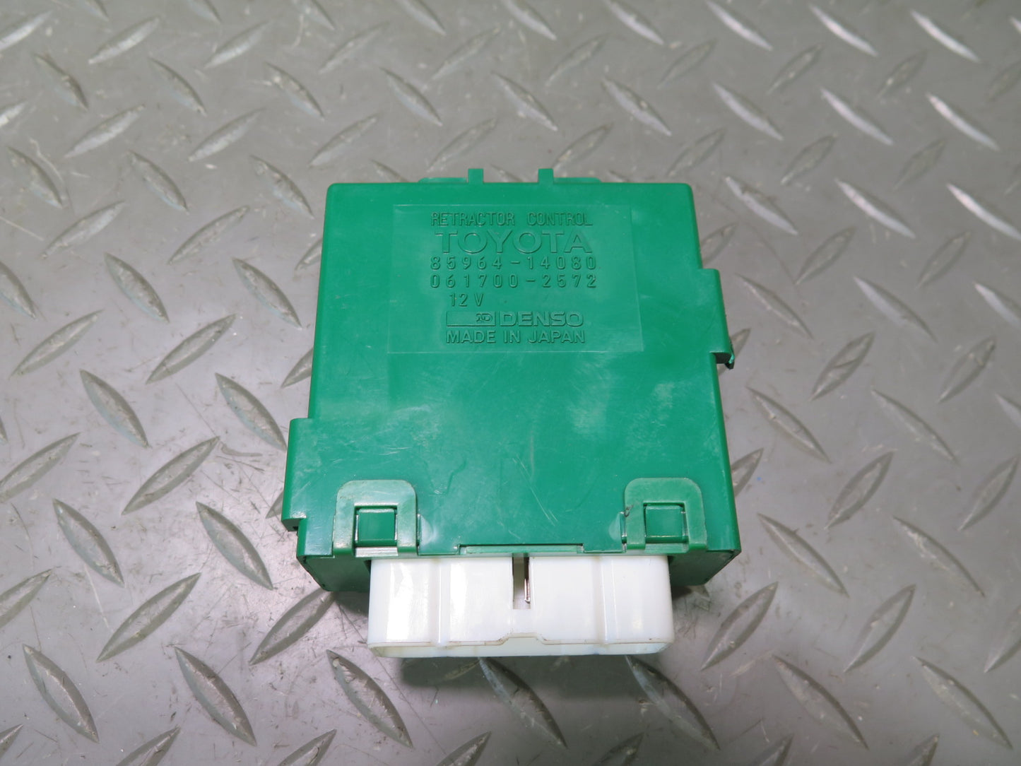 89-92 Toyota Supra MK3 Headlight Retractor Relay Module 85964-14080 OEM