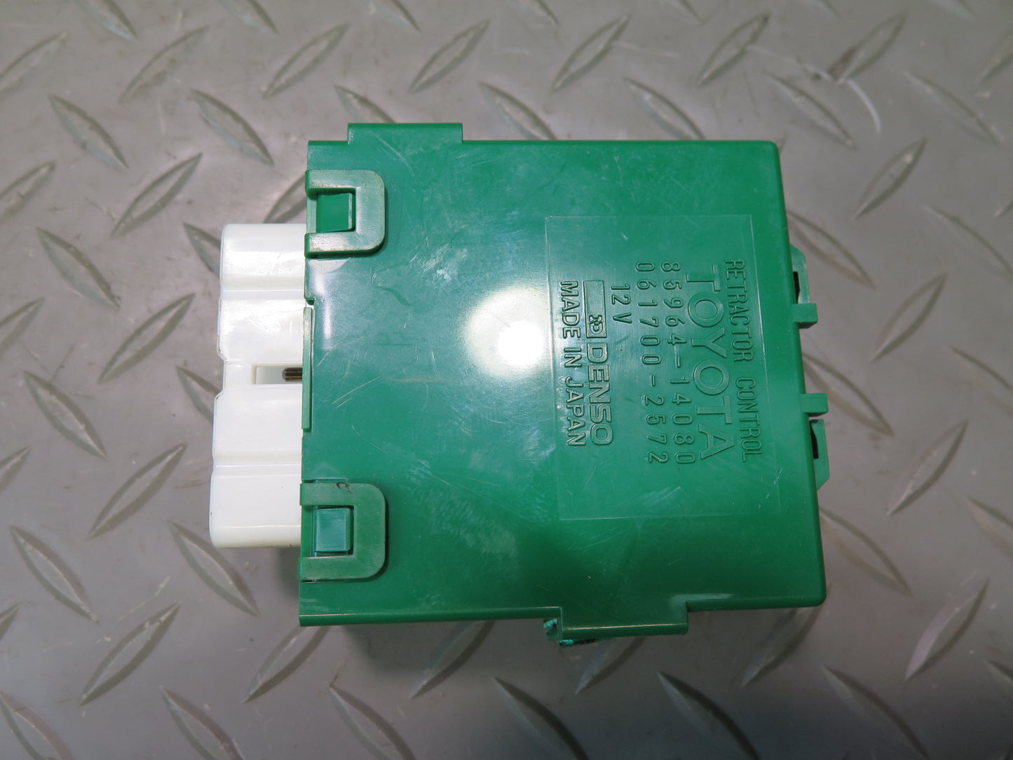 89-92 Toyota Supra MK3 Headlight Retractor Relay Module 85964-14080 OEM