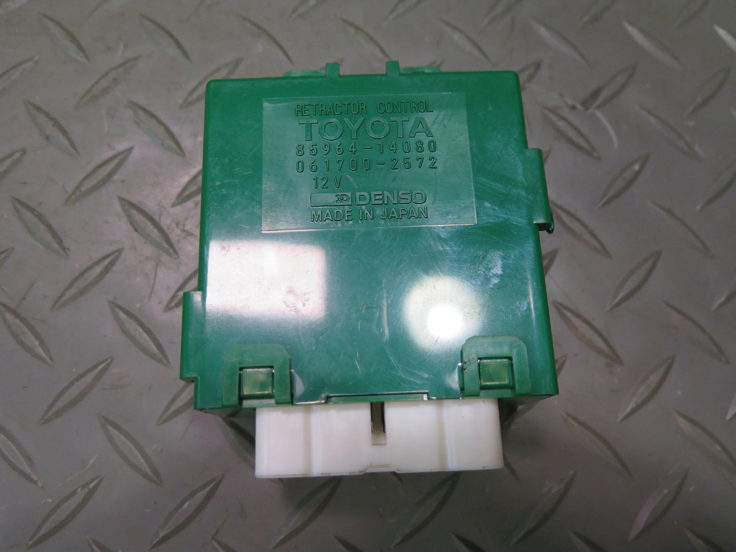 89-92 Toyota Supra MK3 Headlight Retractor Relay Module 85964-14080 OEM